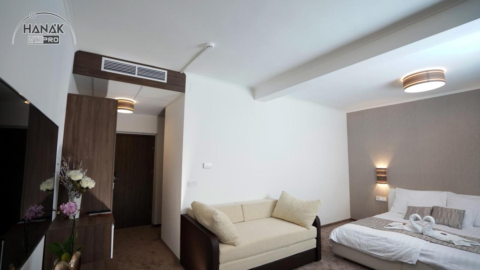 Junior Suite with Balcony photo 3