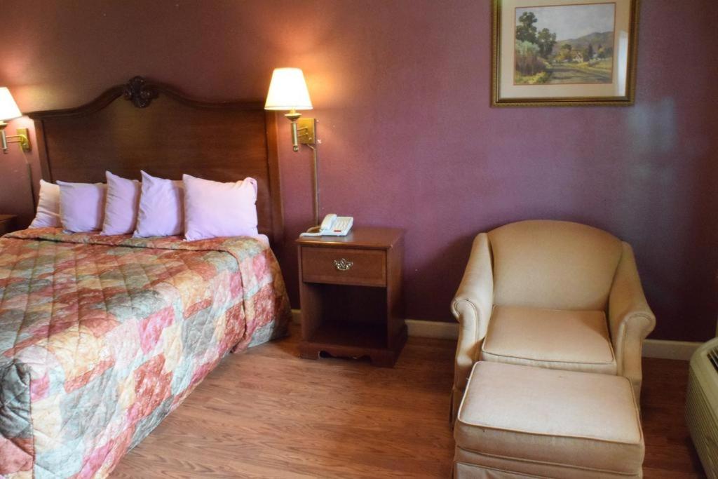 Deluxe Double Room - Non-Smoking