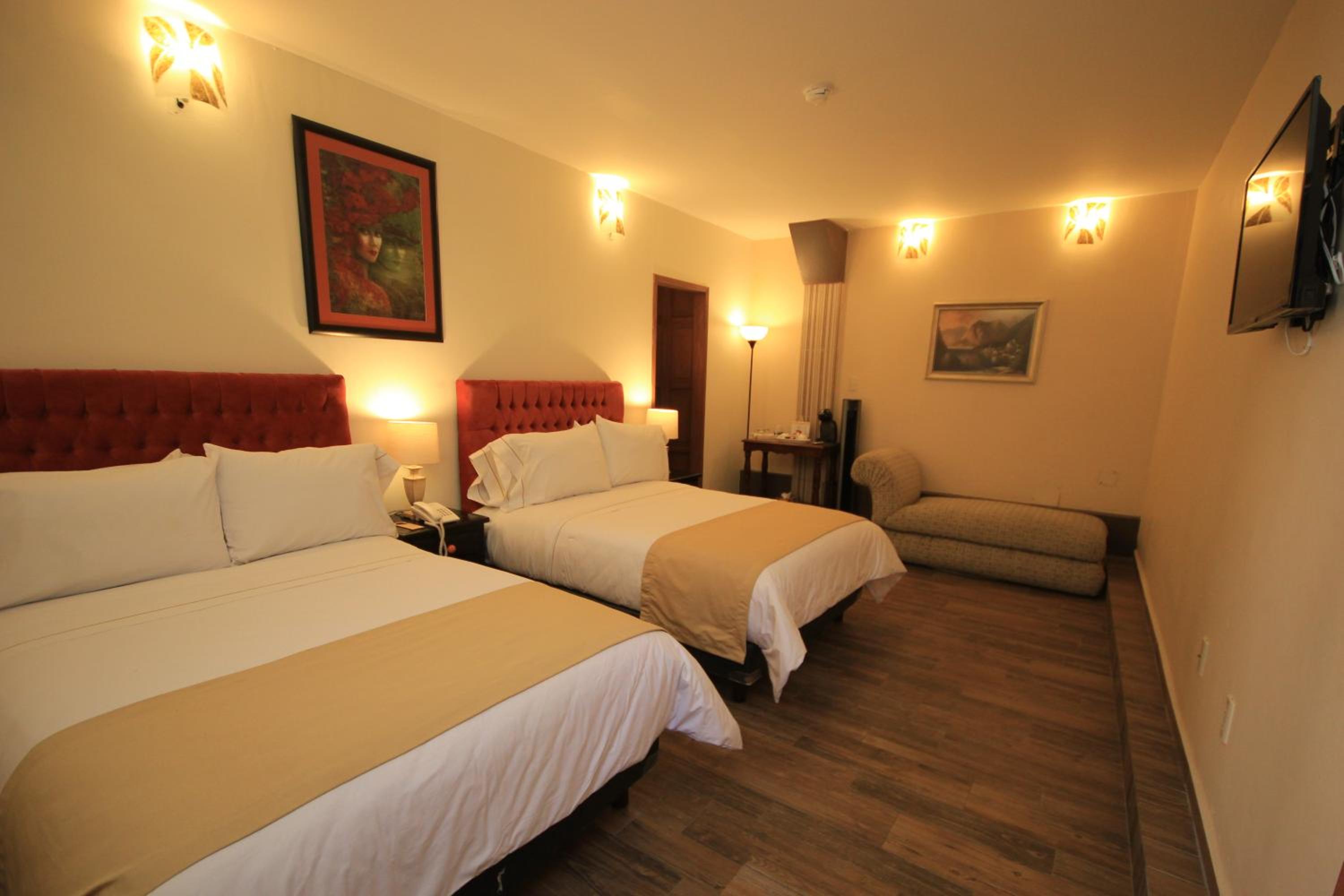 Suite with Two Double Beds photo 1