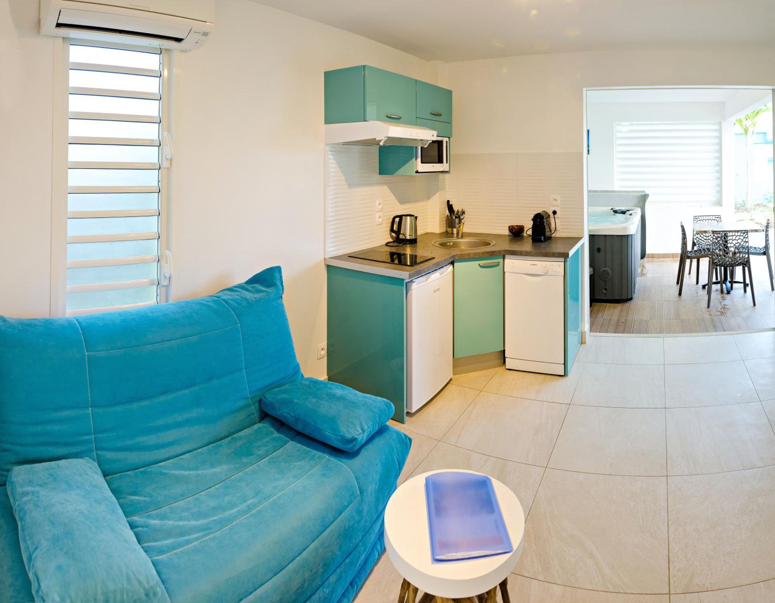 Suite with Pool View photo 3