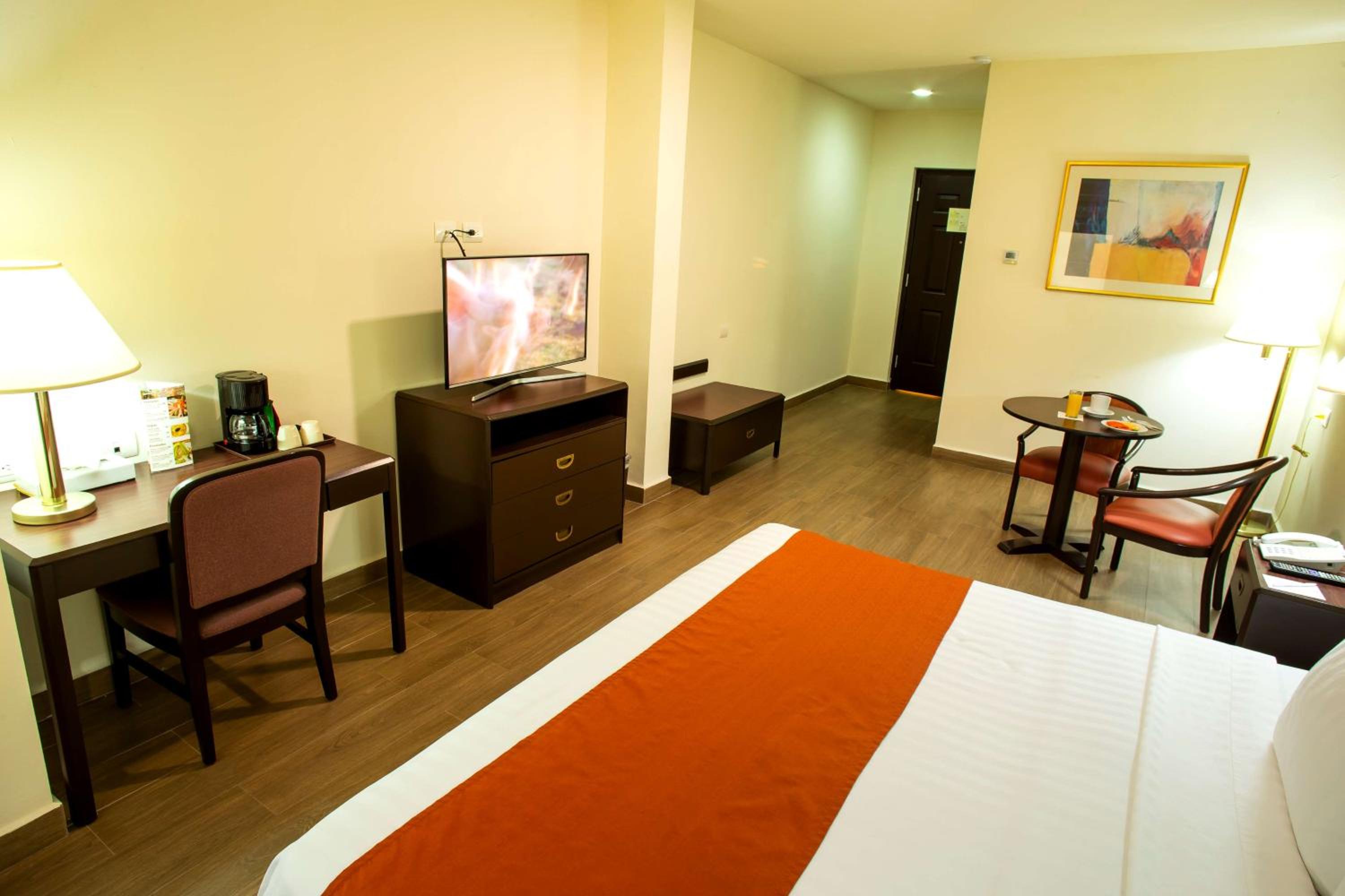 Superior King Room - Photo 2