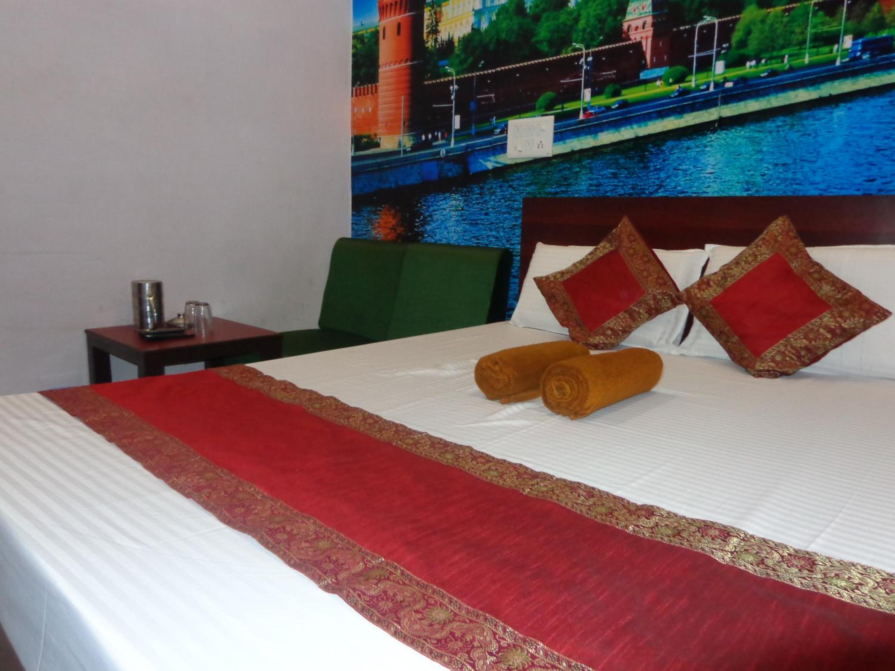 Deluxe Room - Photo 35