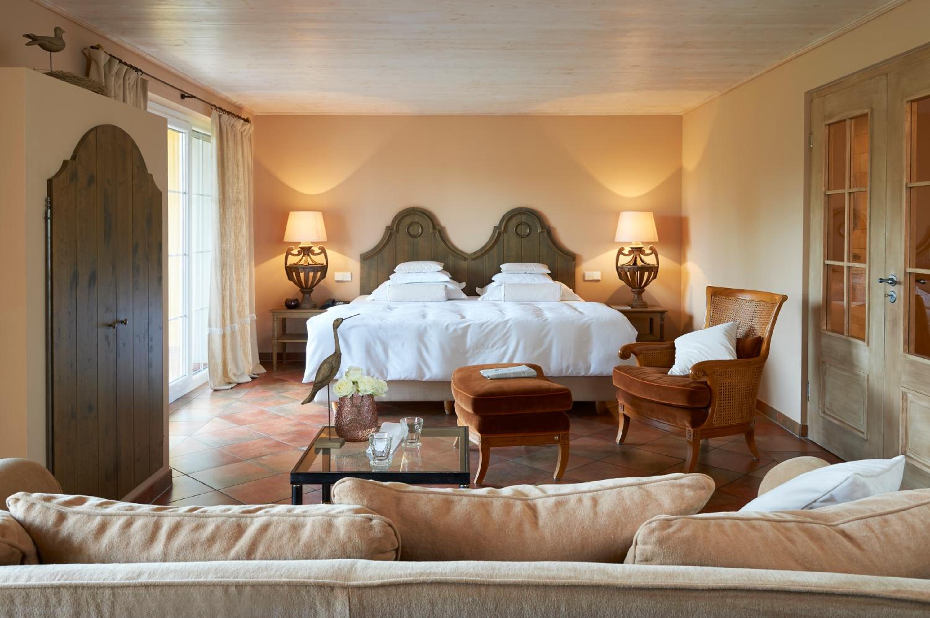 Junior Suite with Balcony 3