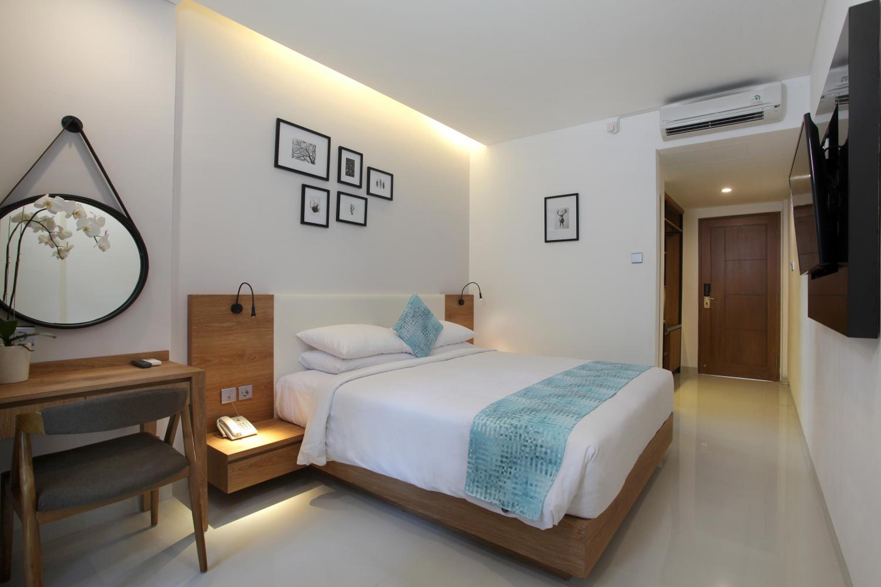 Deluxe Double Room with Garden View - Photo 6