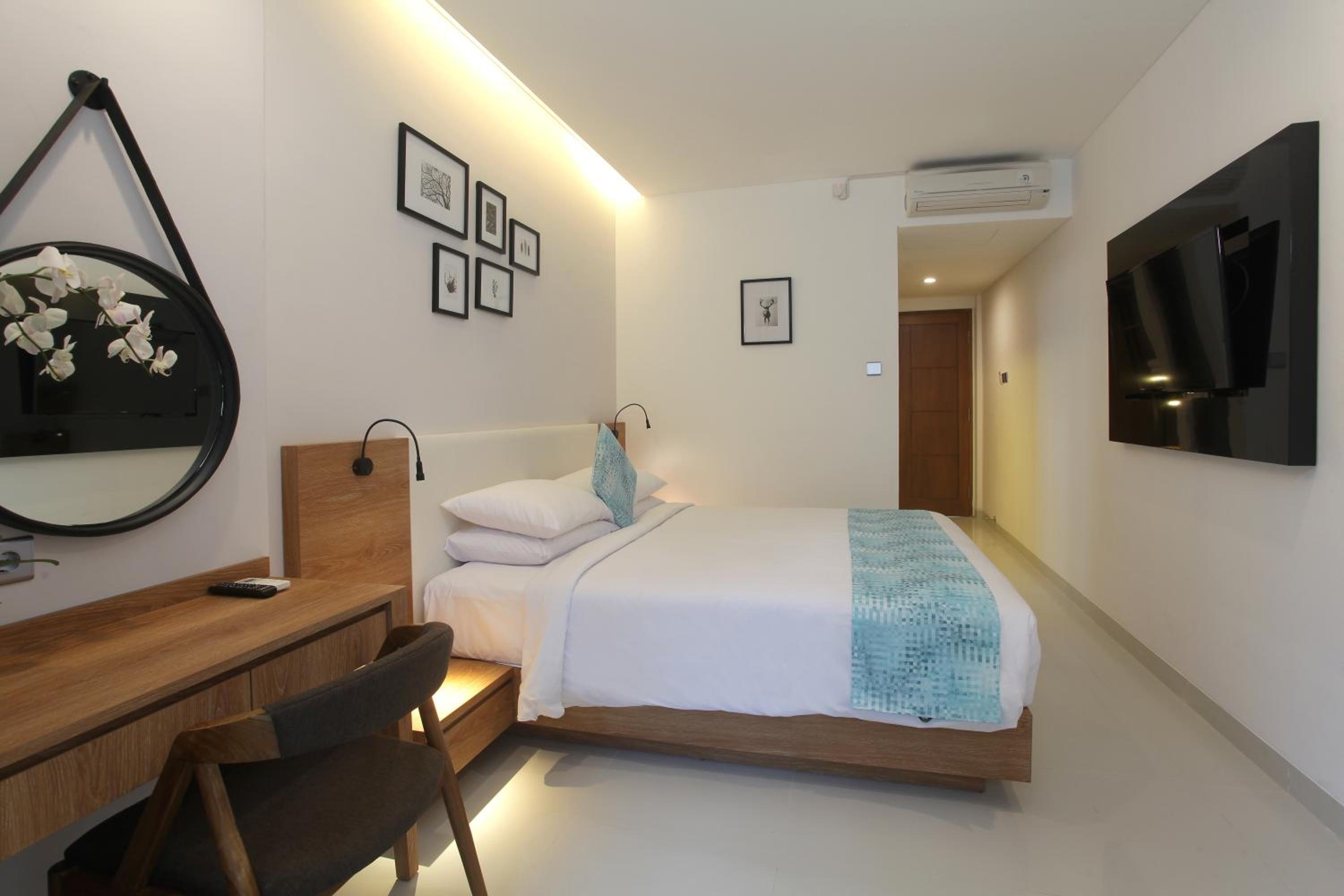 Deluxe Double Room with Garden View - Photo 7