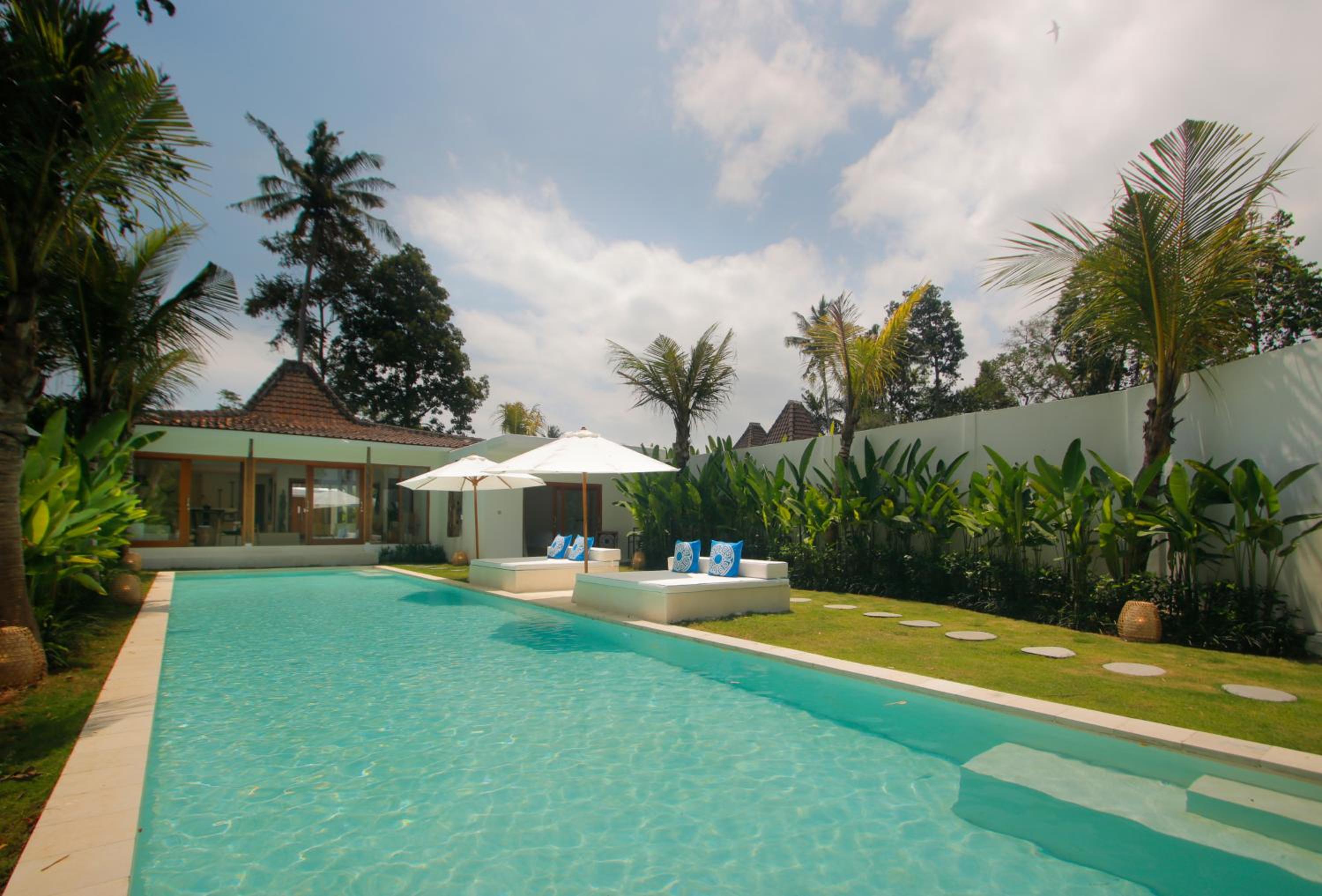 Two-Bedroom Villa with Garden Private Pool - Photo 13
