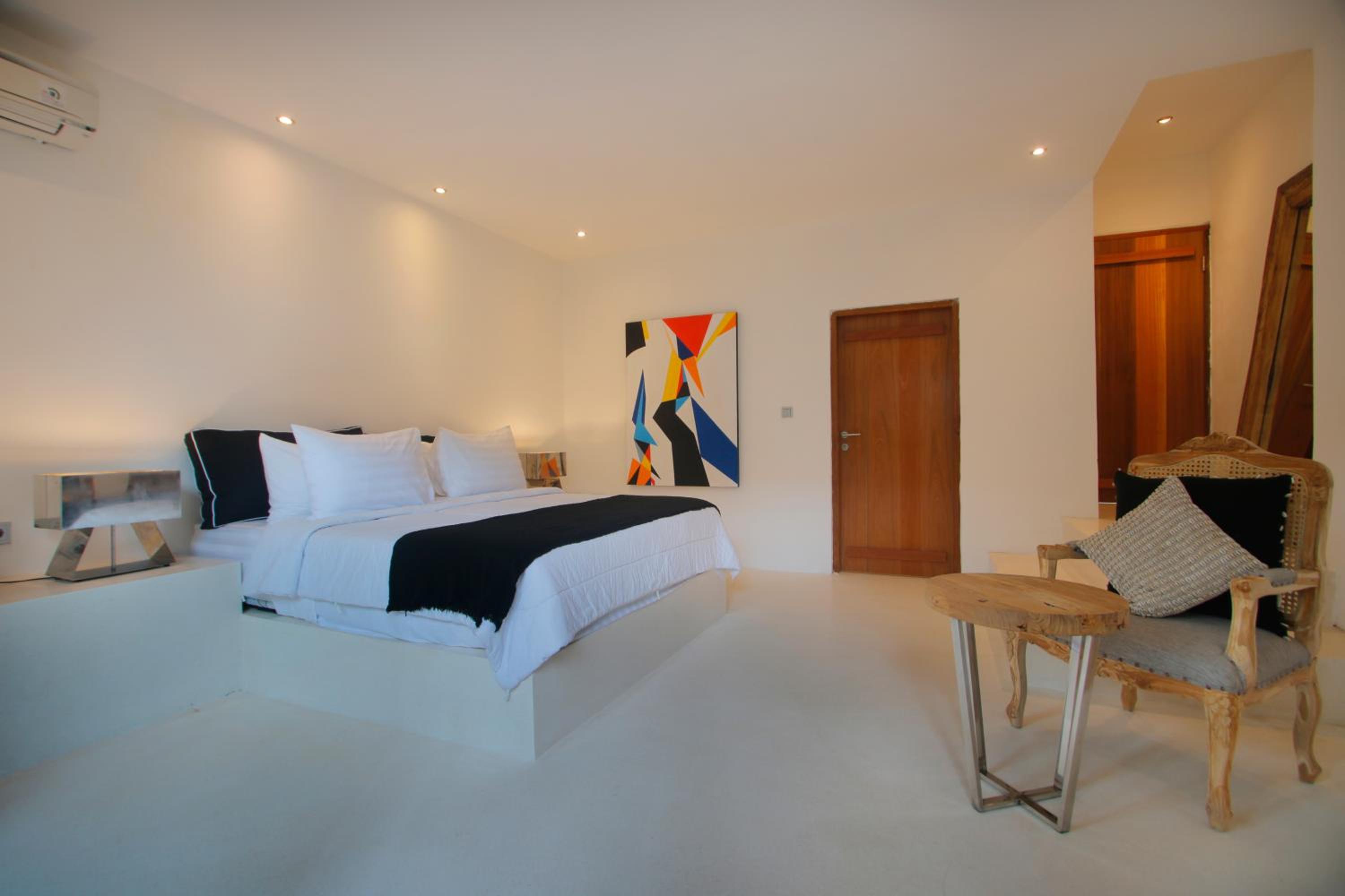 Two-Bedroom Villa with Garden Private Pool - Photo 15