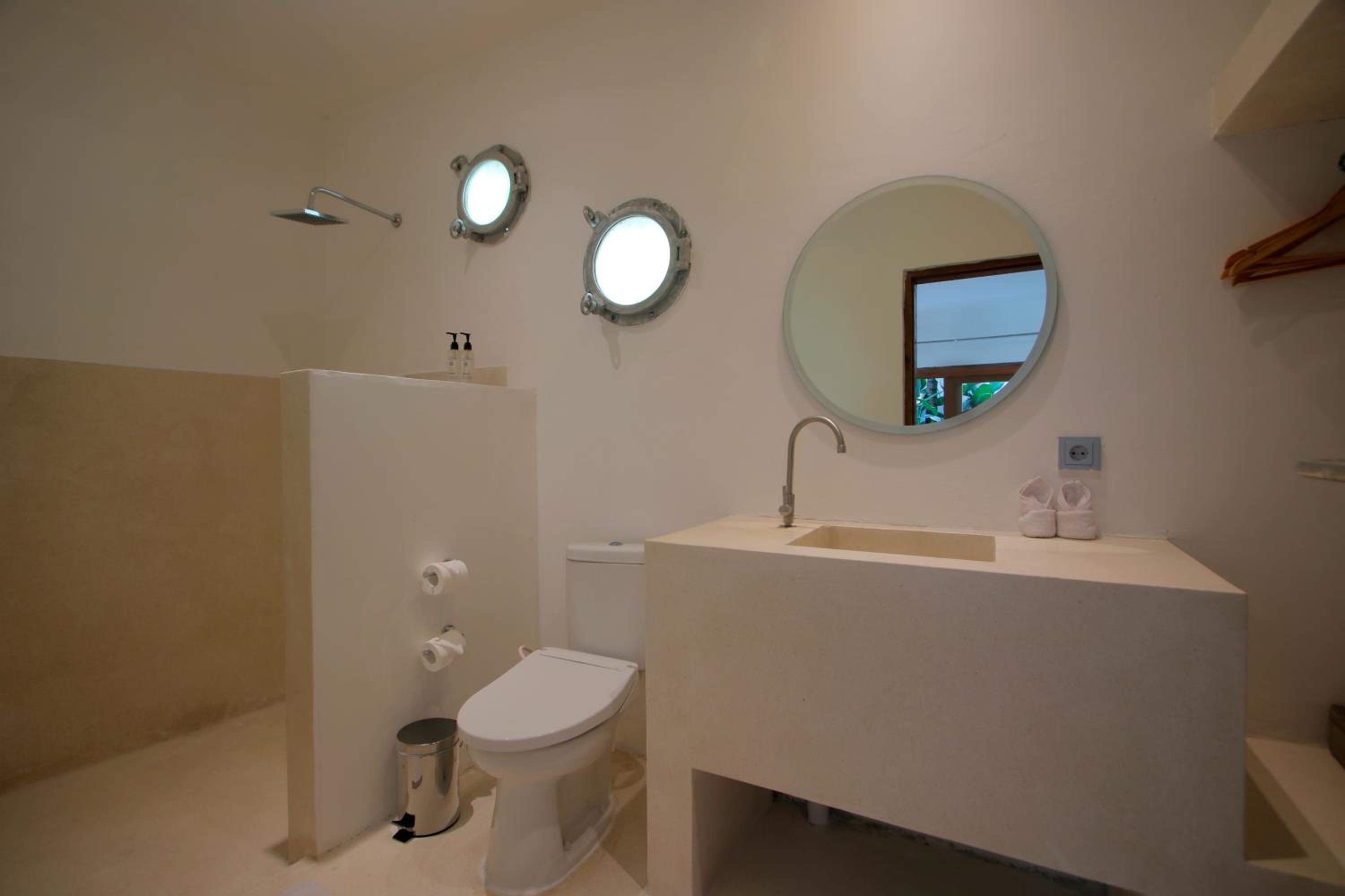 Two-Bedroom Villa with Garden Private Pool - Photo 12