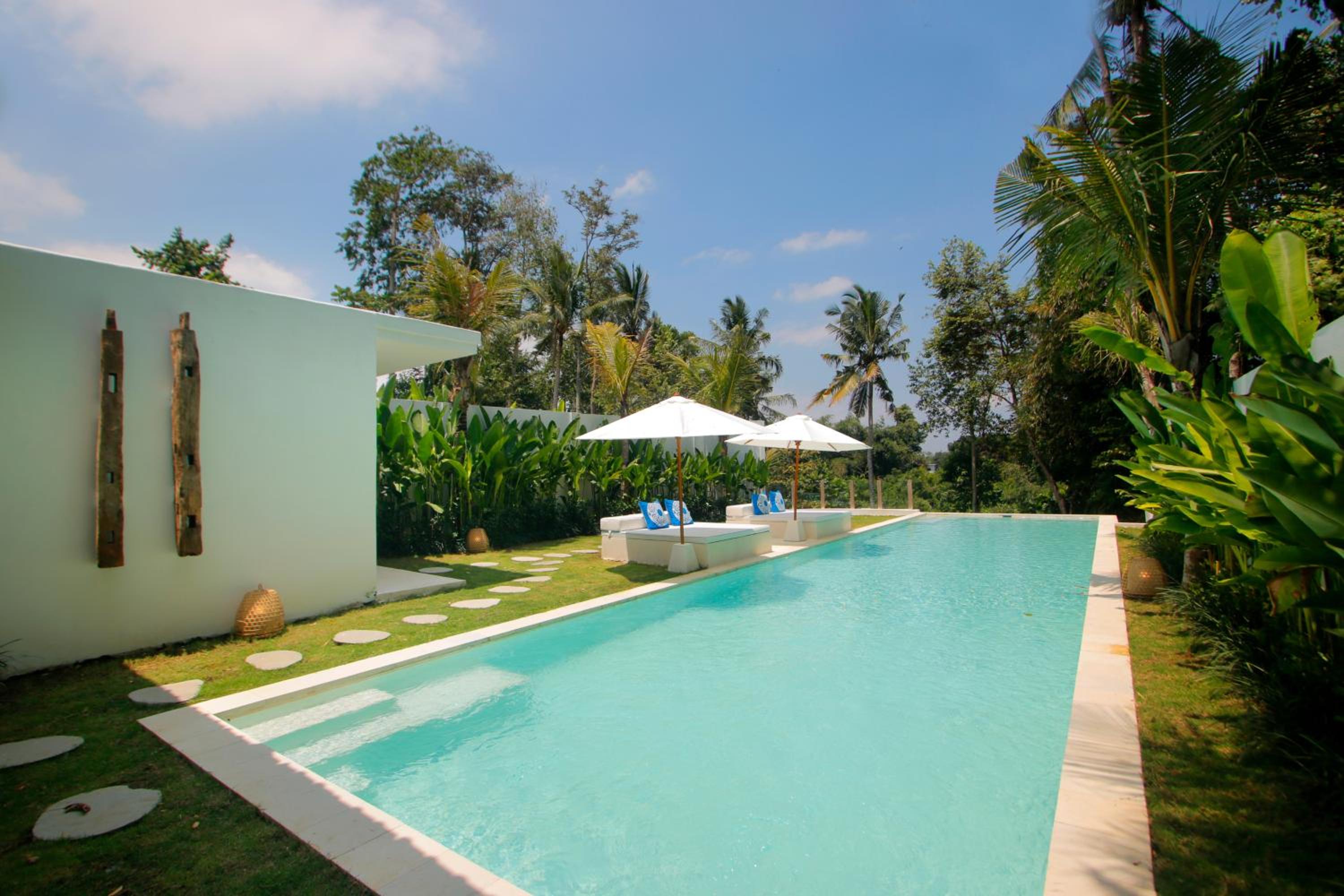 Two-Bedroom Villa with Garden Private Pool - Photo 9