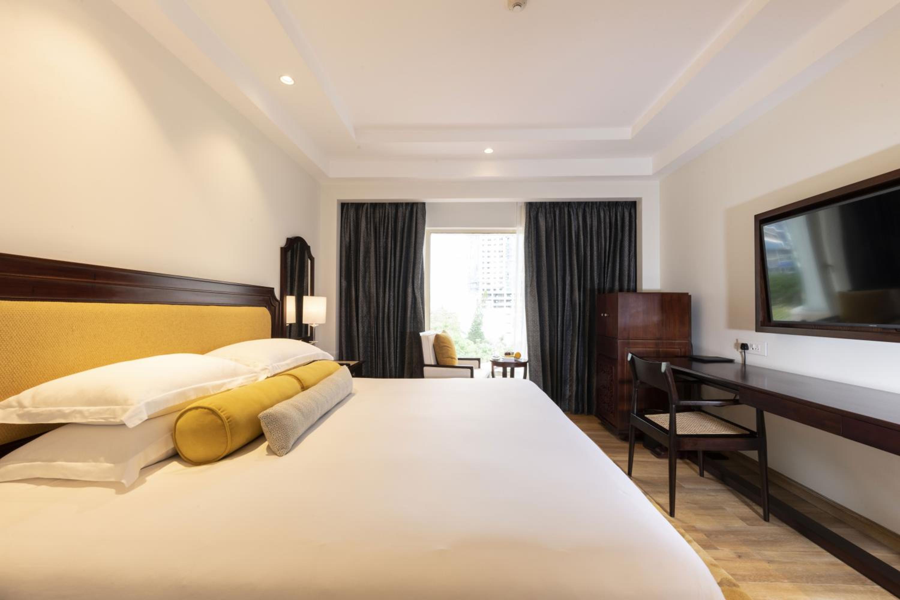 Luxury Room City View Double Bed - Photo 2