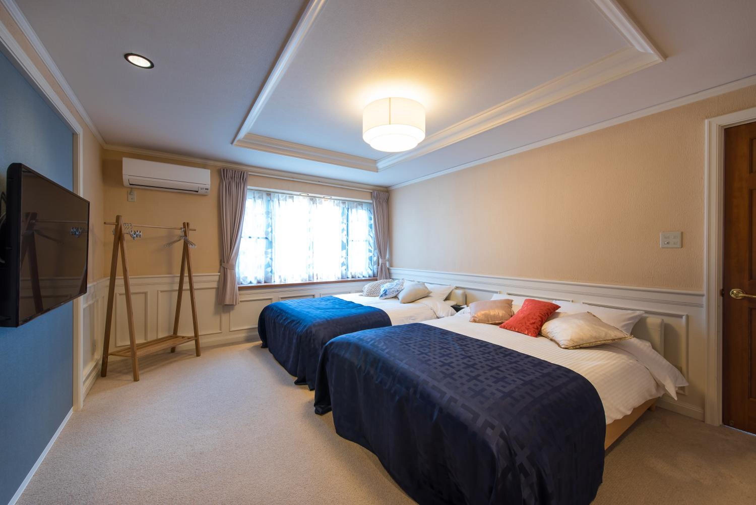 Studio Apartment - Photo 5