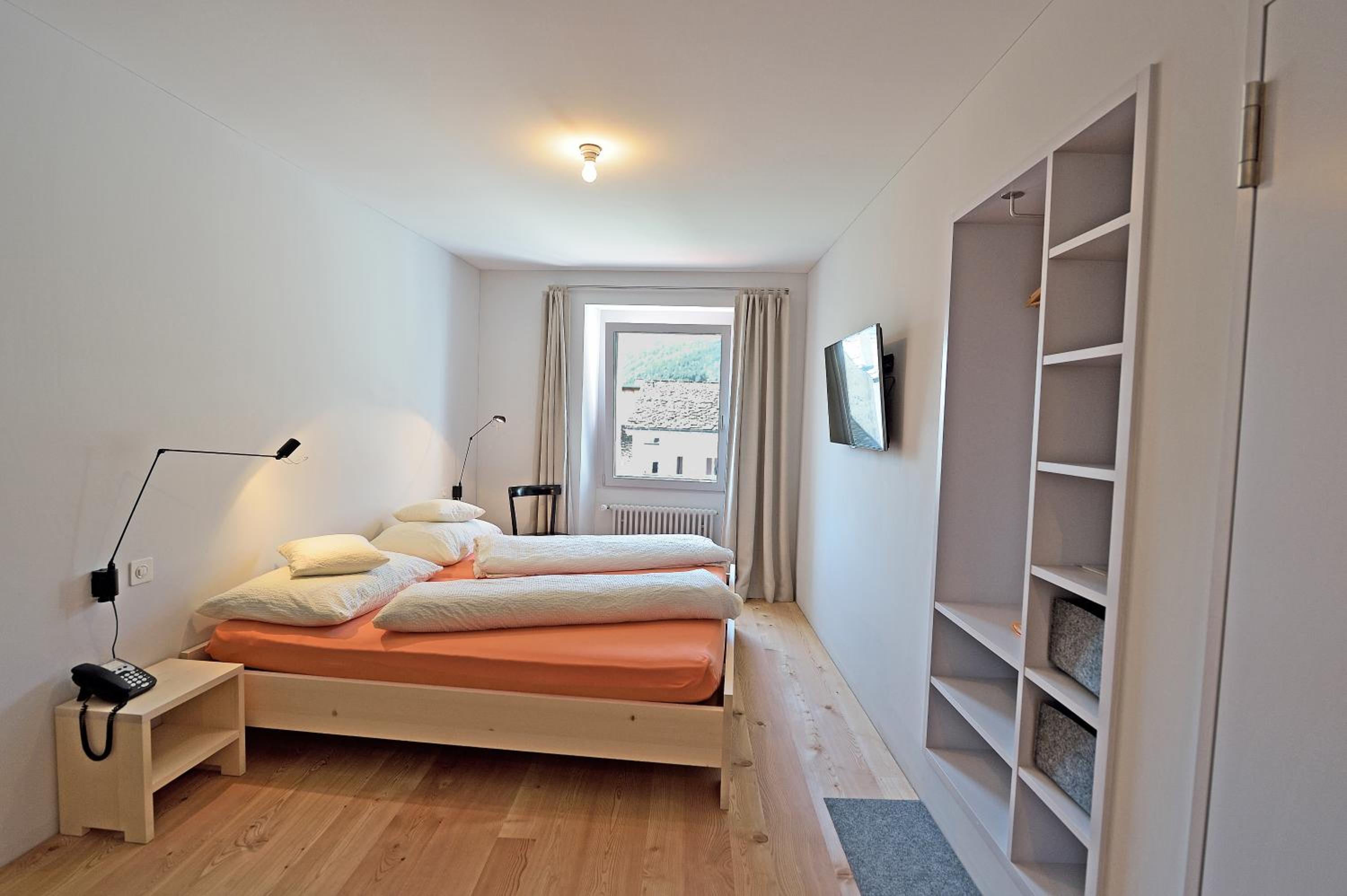 Standard Double Room - Photo 2