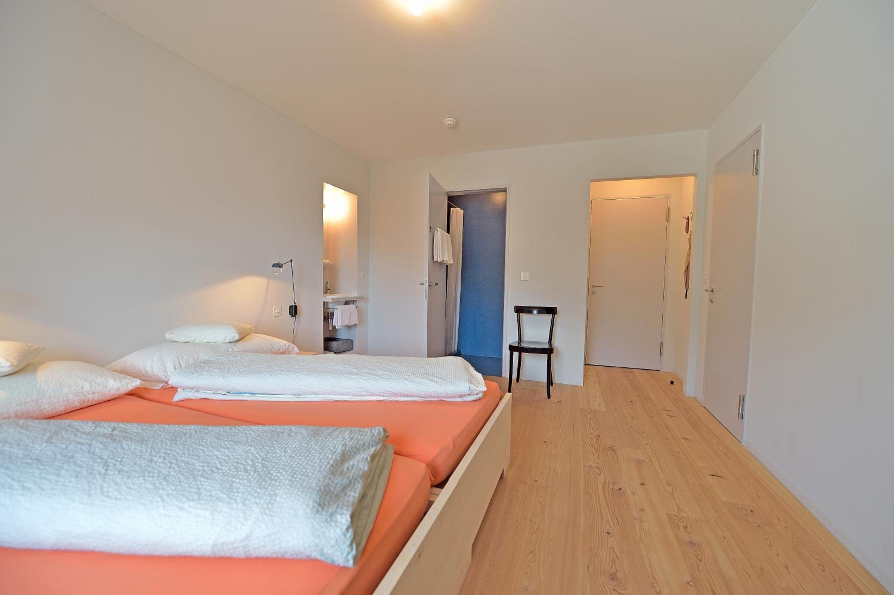 Standard Double Room - Photo 3