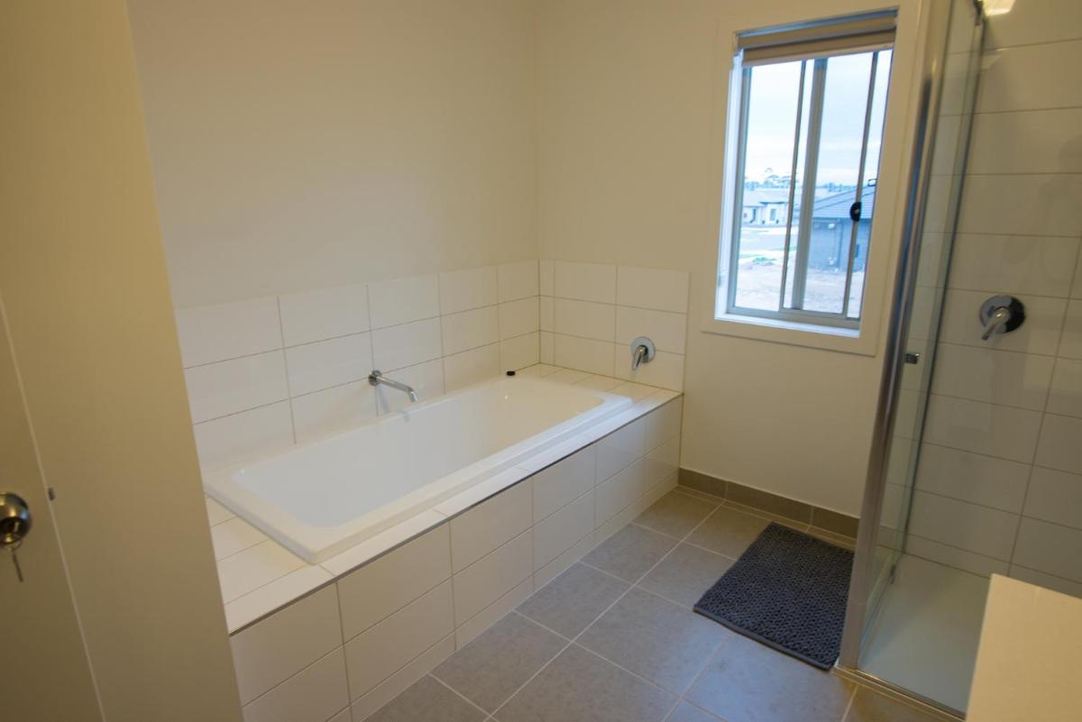 Standard Double Room with Shared Bathroom photo 3