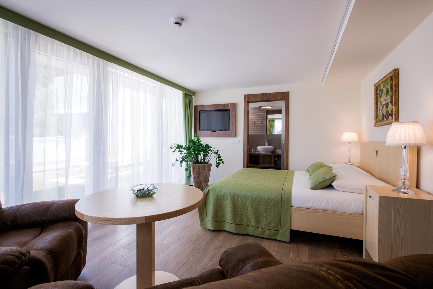 Presidential Suite with Terrace and Forest View