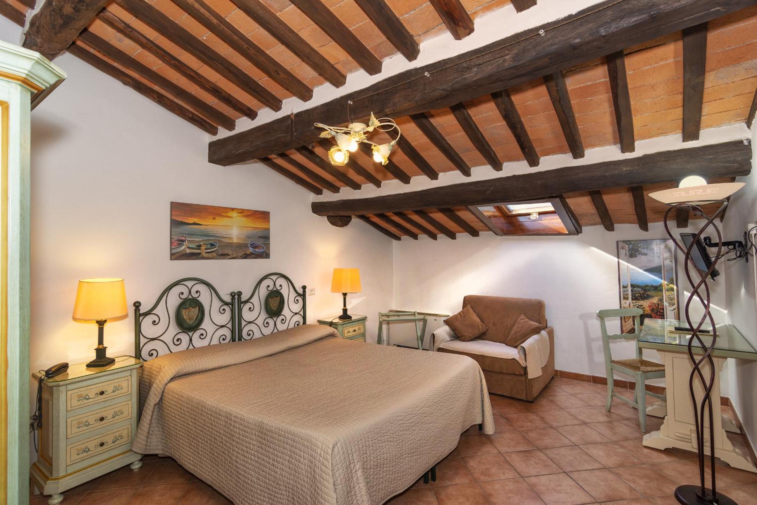 Classic Double or Twin Room - Photo 4