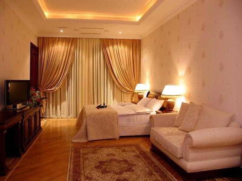 Standard Double or Twin Room photo 3