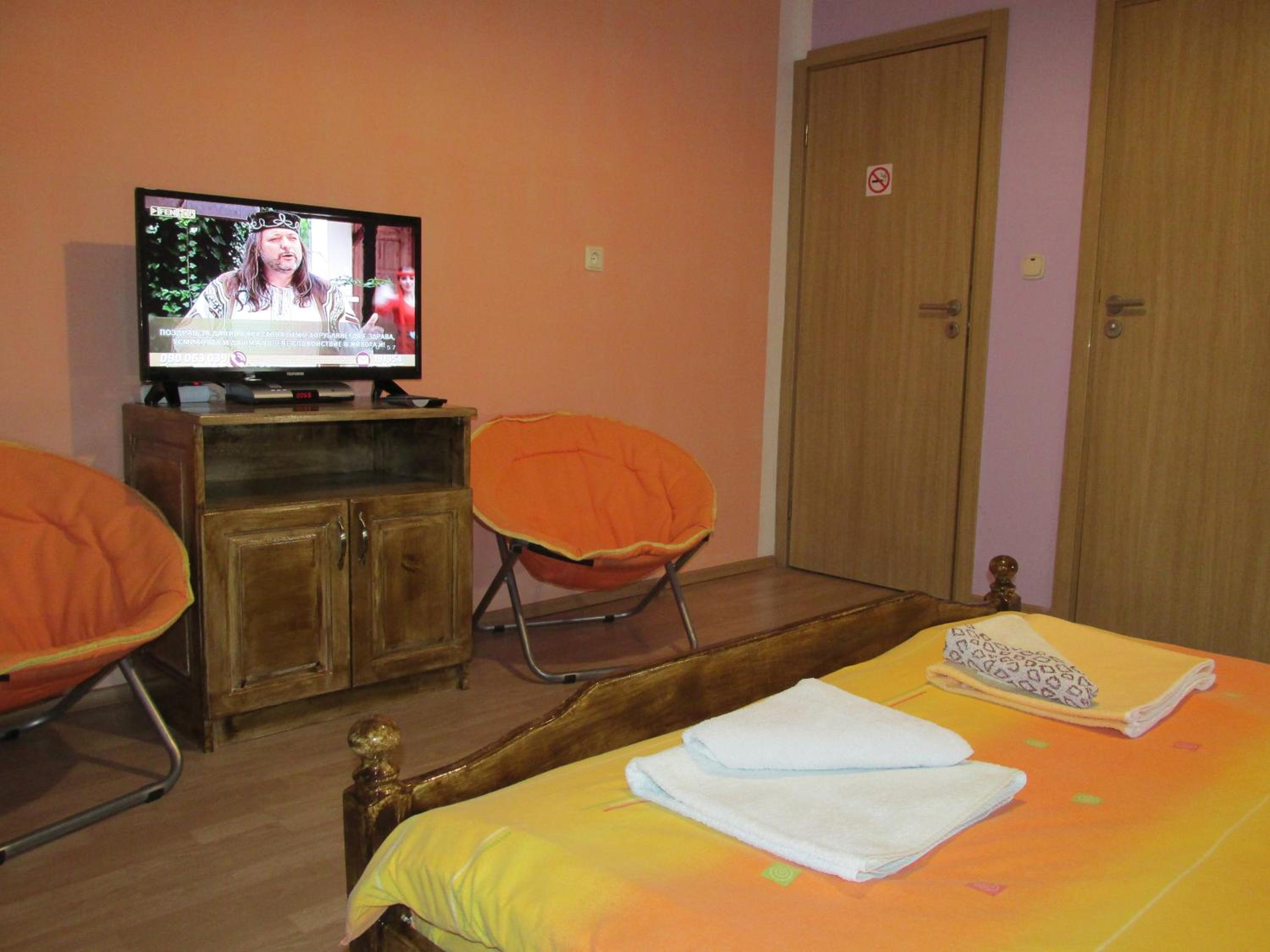 Double Room with Balcony (2 Adults + 1 Child) photo 1