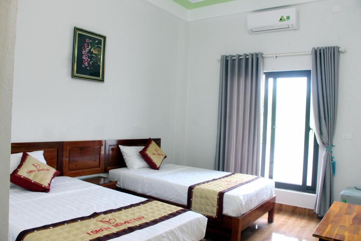 Deluxe Double Room with Balcony photo 2