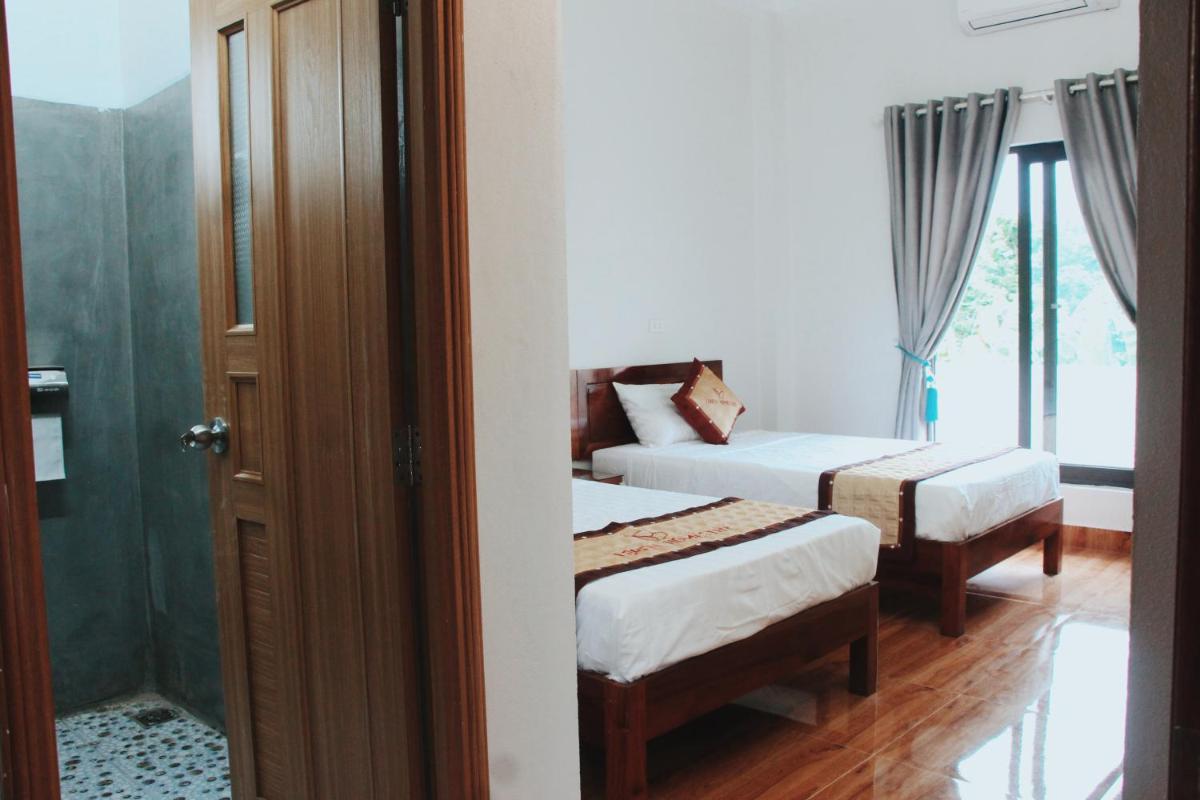 Twin Room with Balcony photo 2