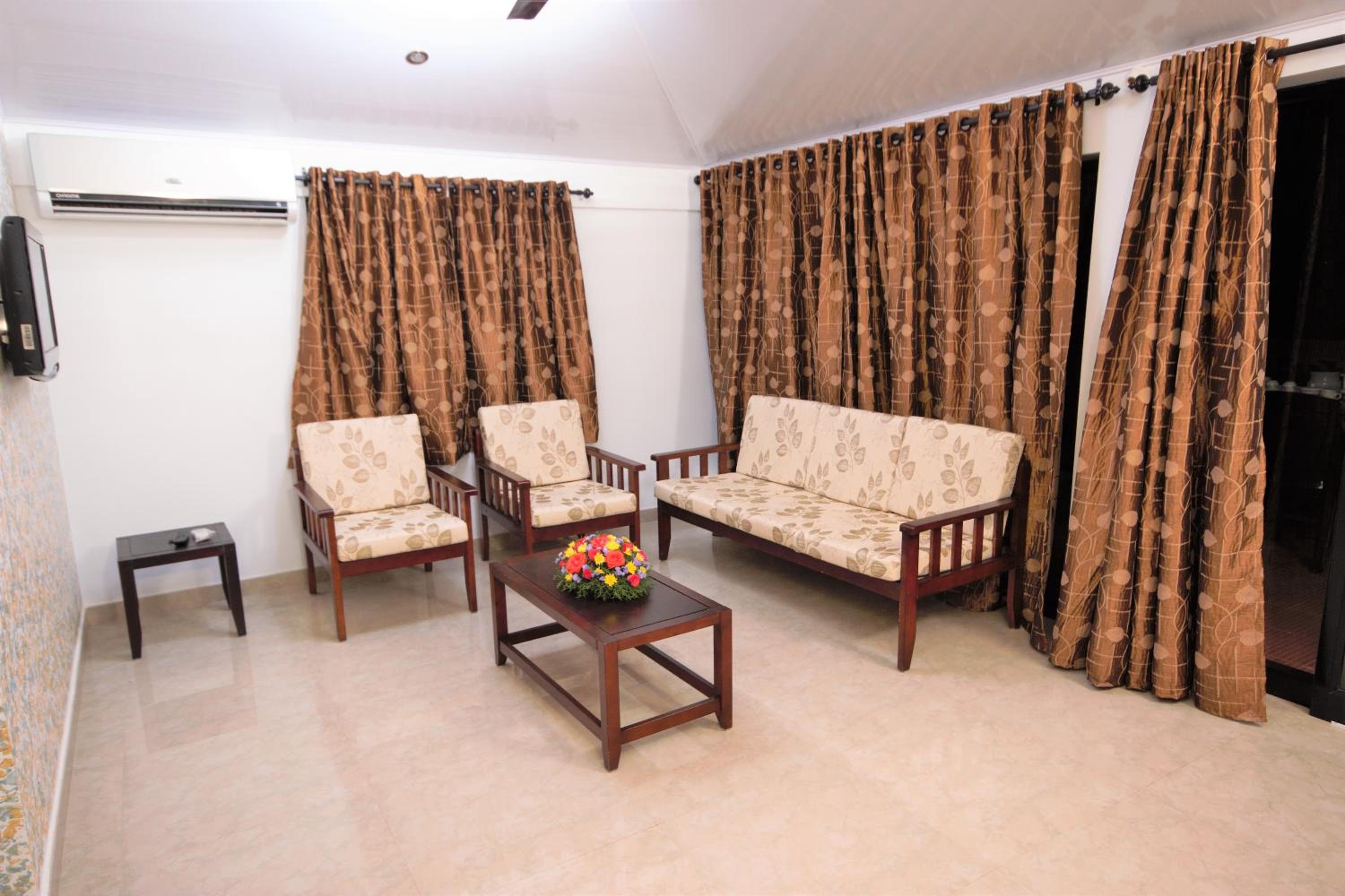 Two-Bedroom Apartment with Sea View photo 1
