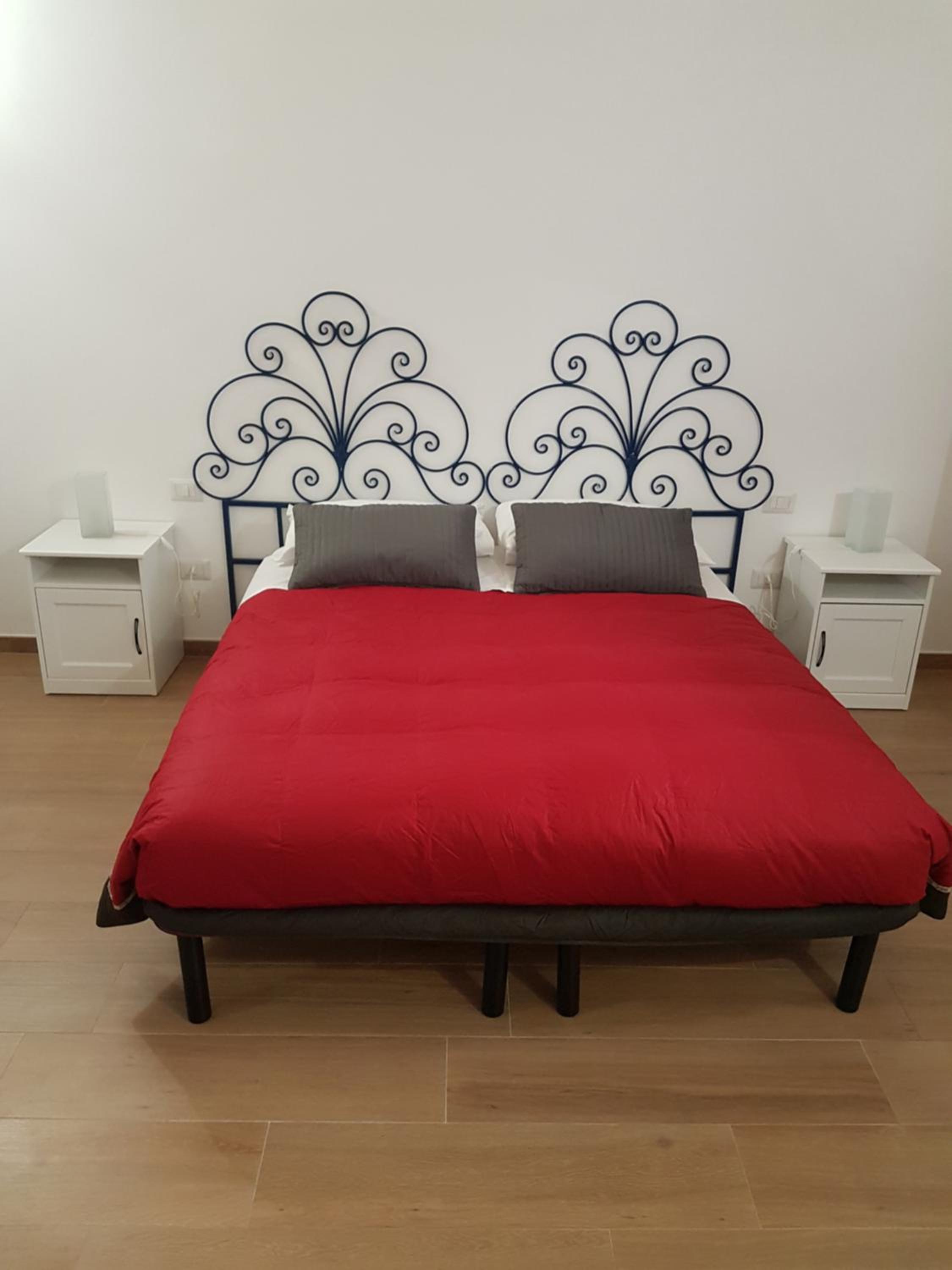 Double Room with Private Bathroom - Photo 4