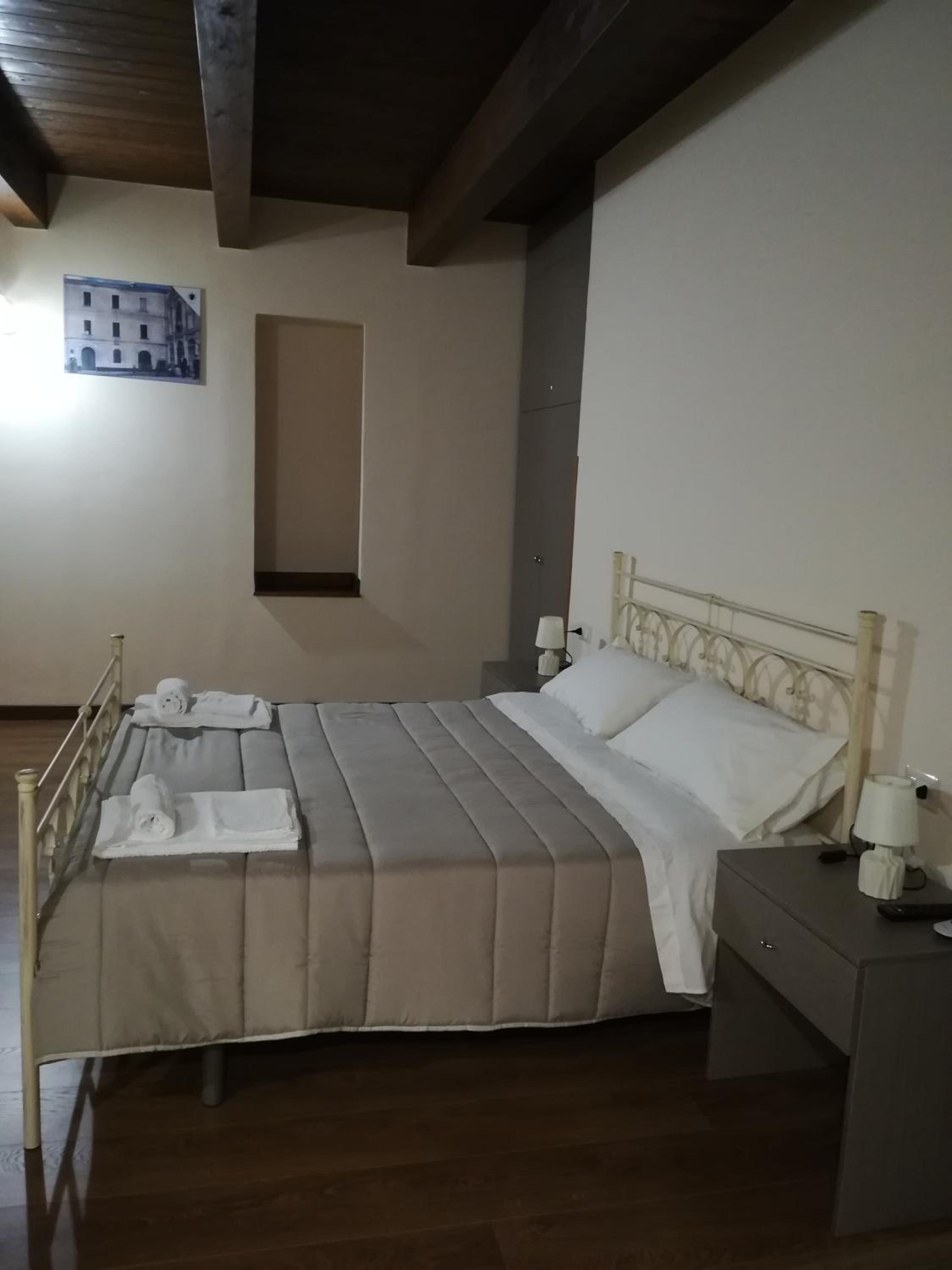Deluxe Double Room with Balcony photo 1
