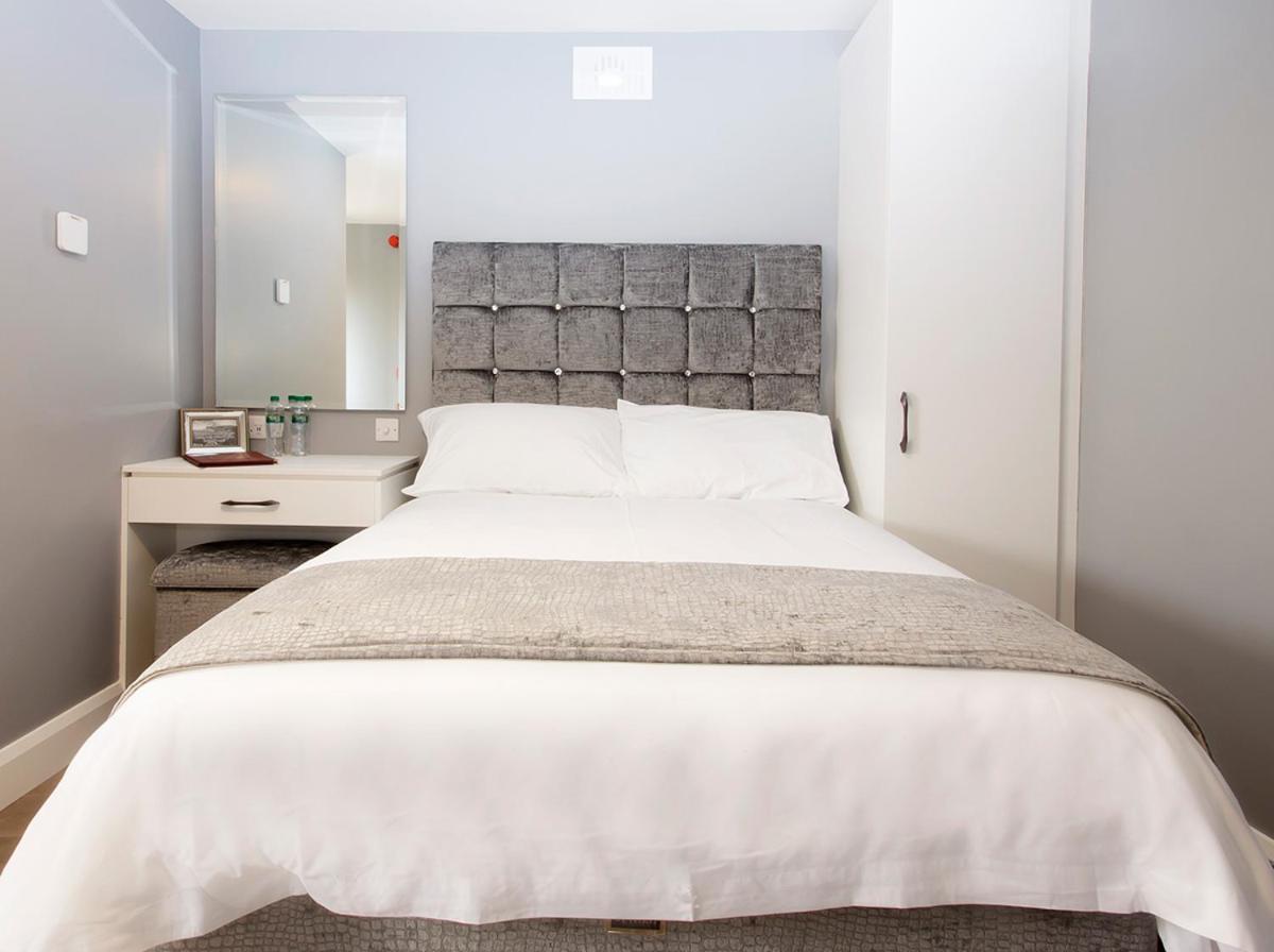 Standard Double Room - Photo 3