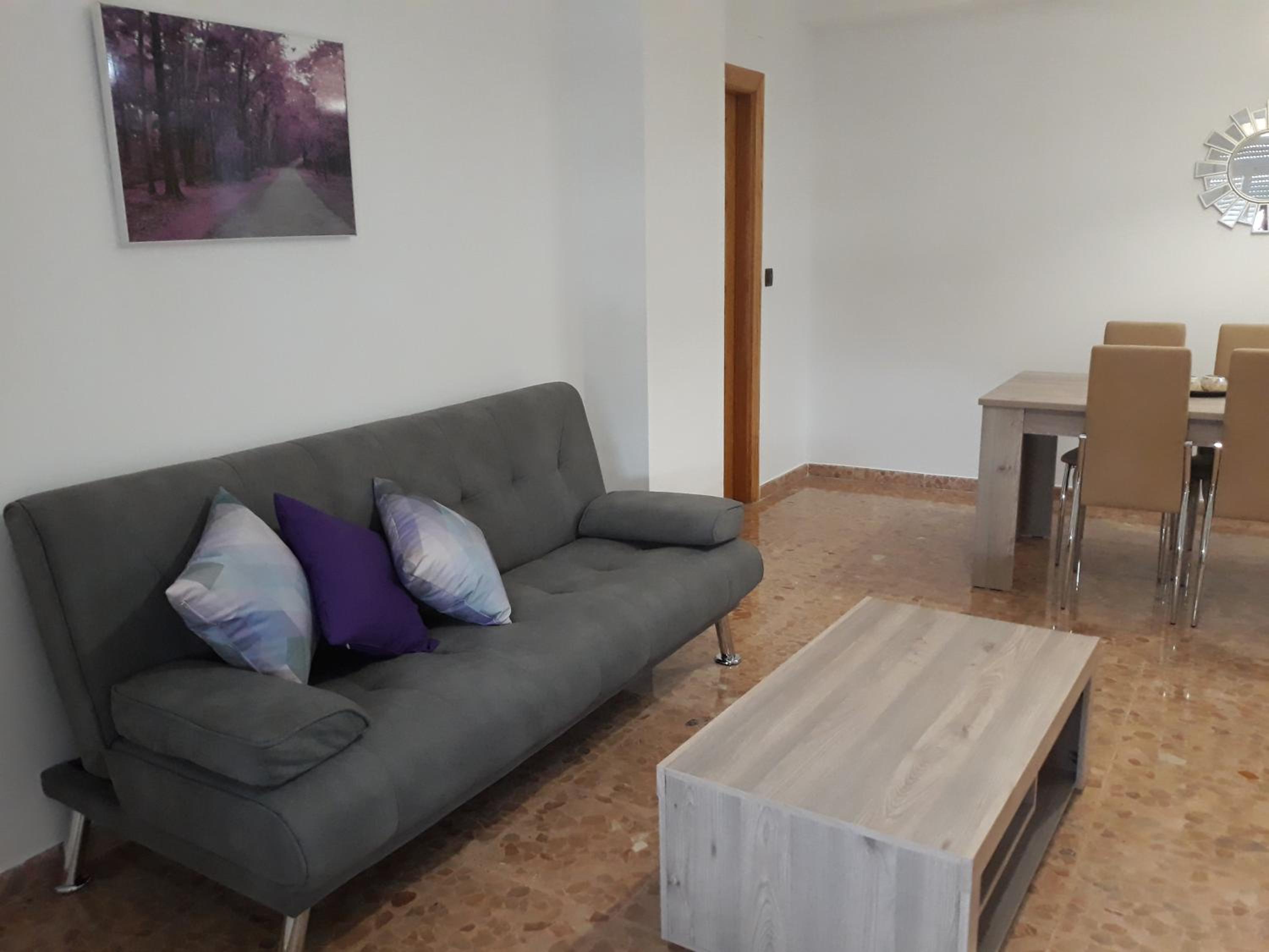 One-Bedroom Apartment photo 3