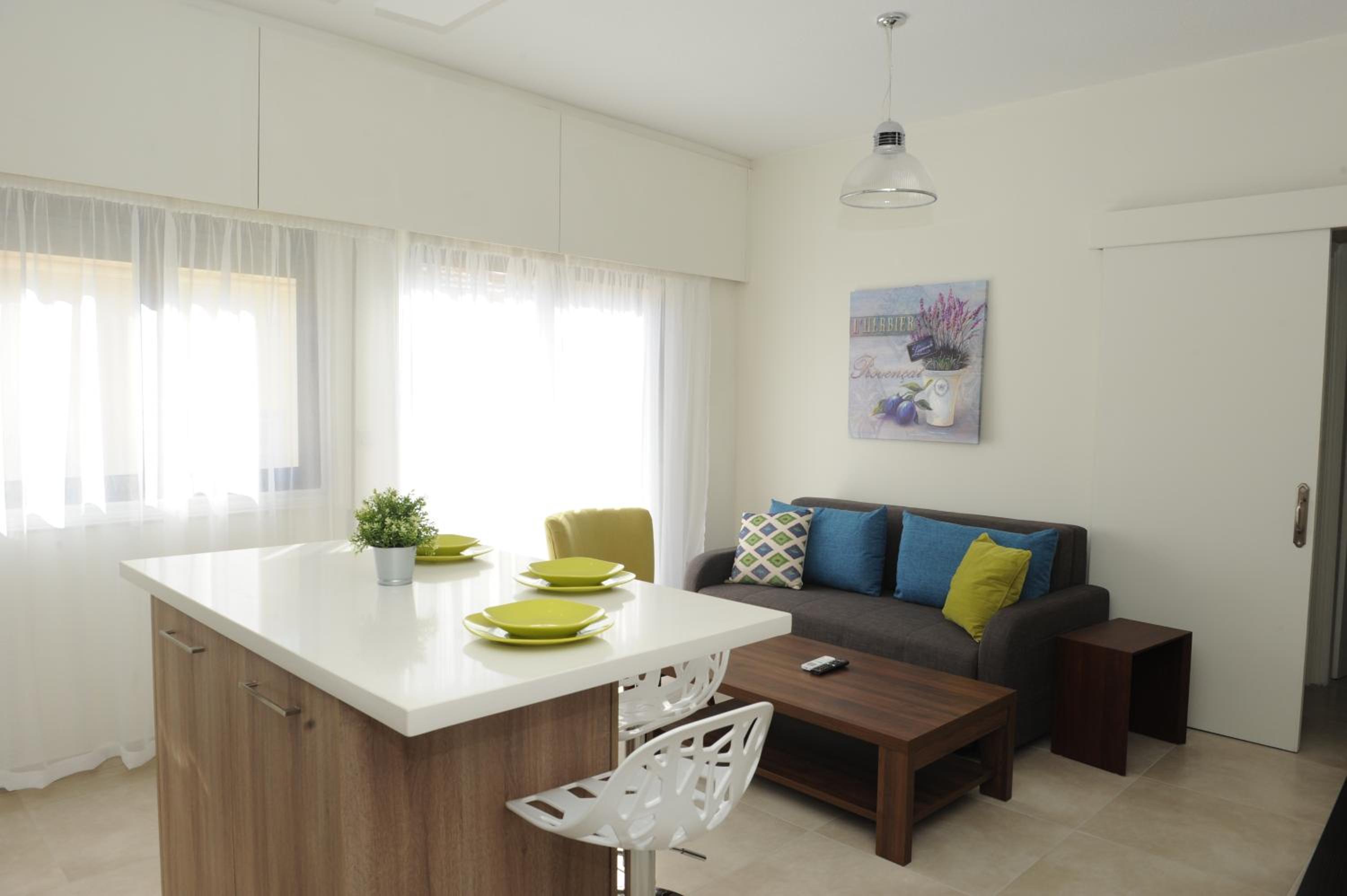 Apartment with Sea View - Photo 1