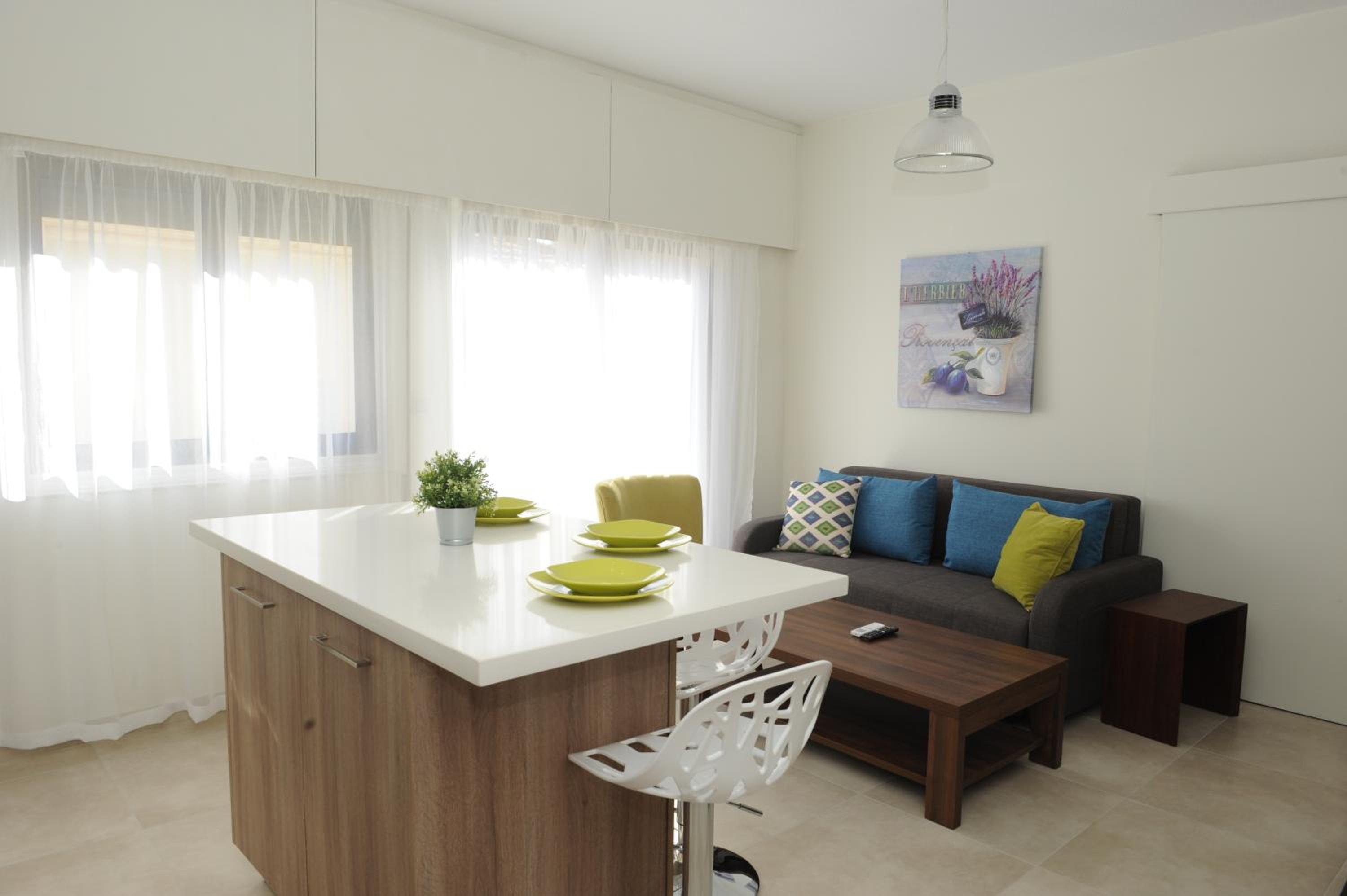 Apartment with Sea View - Photo 26