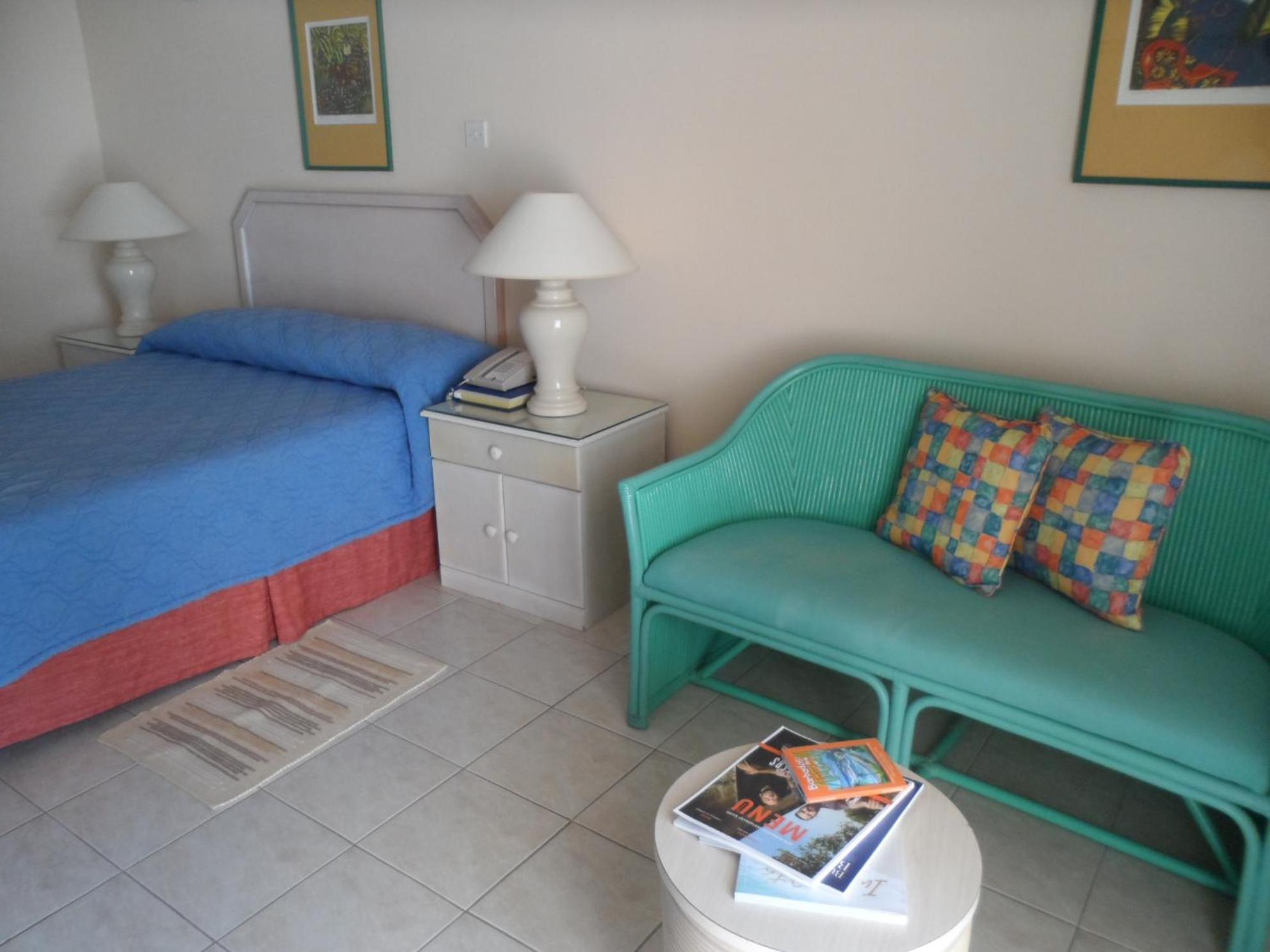 Standard Queen Room