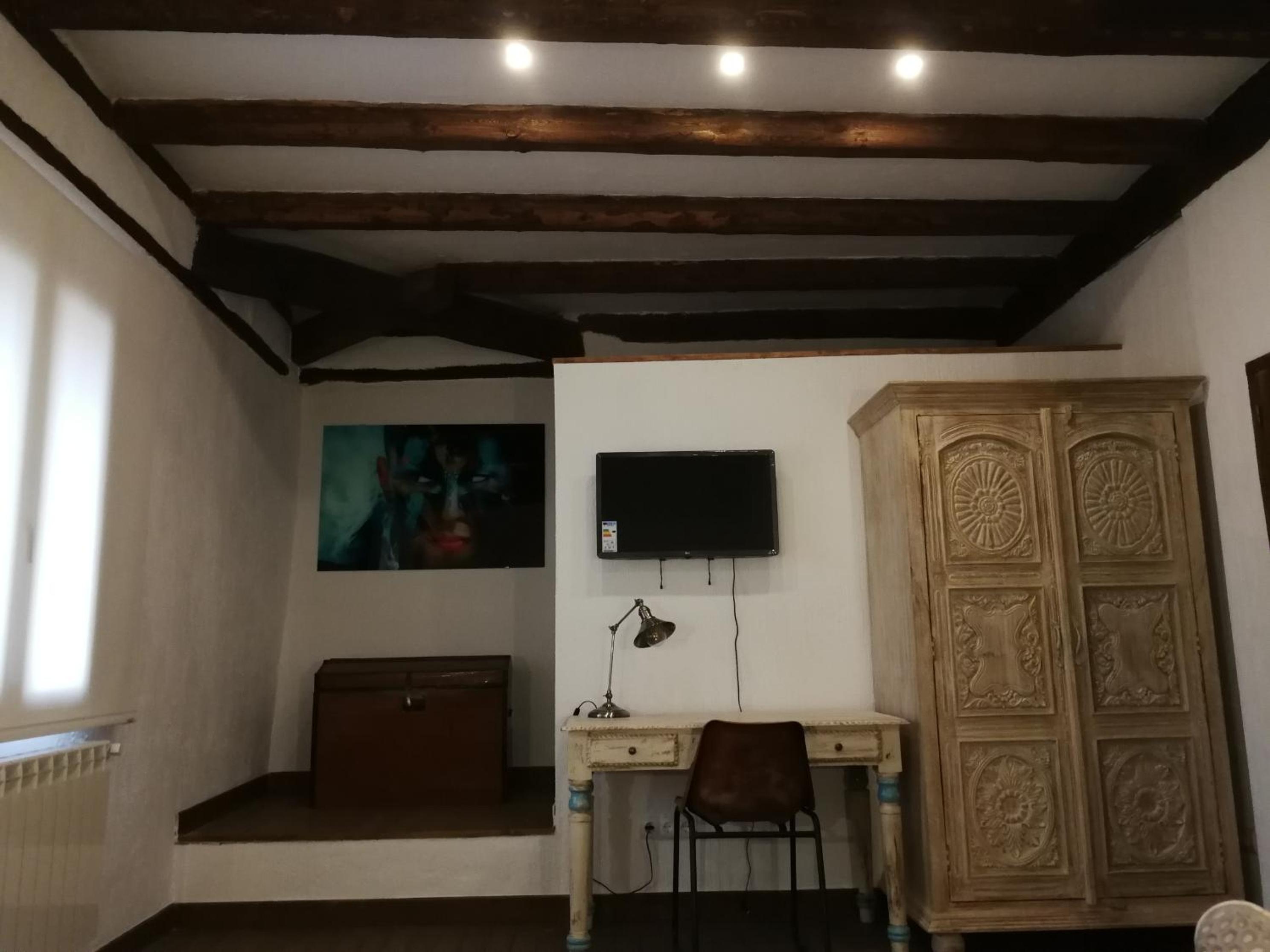 Apartment - Photo 3