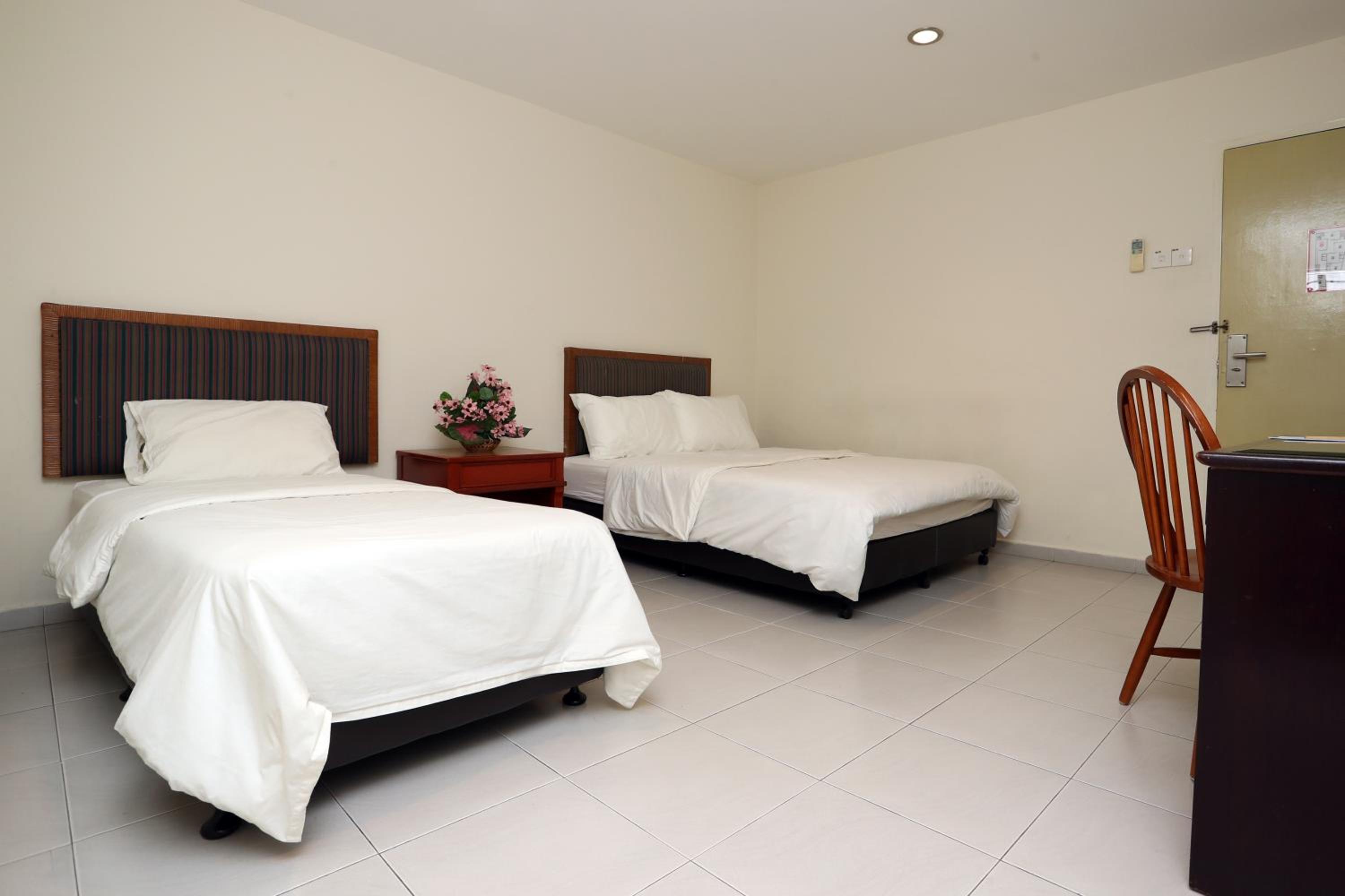 Triple Room - Photo 1
