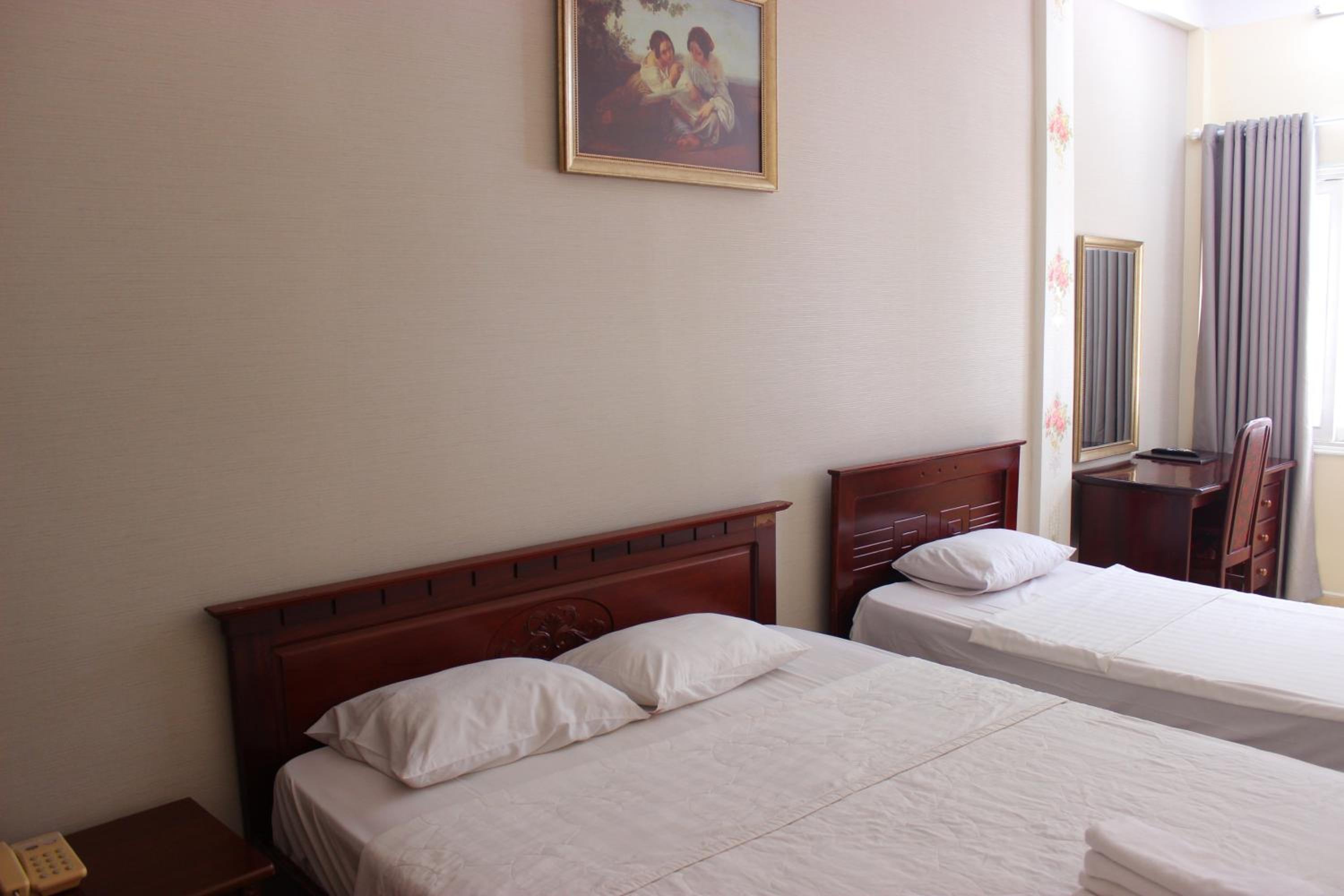 Standard Triple Room - Photo 6