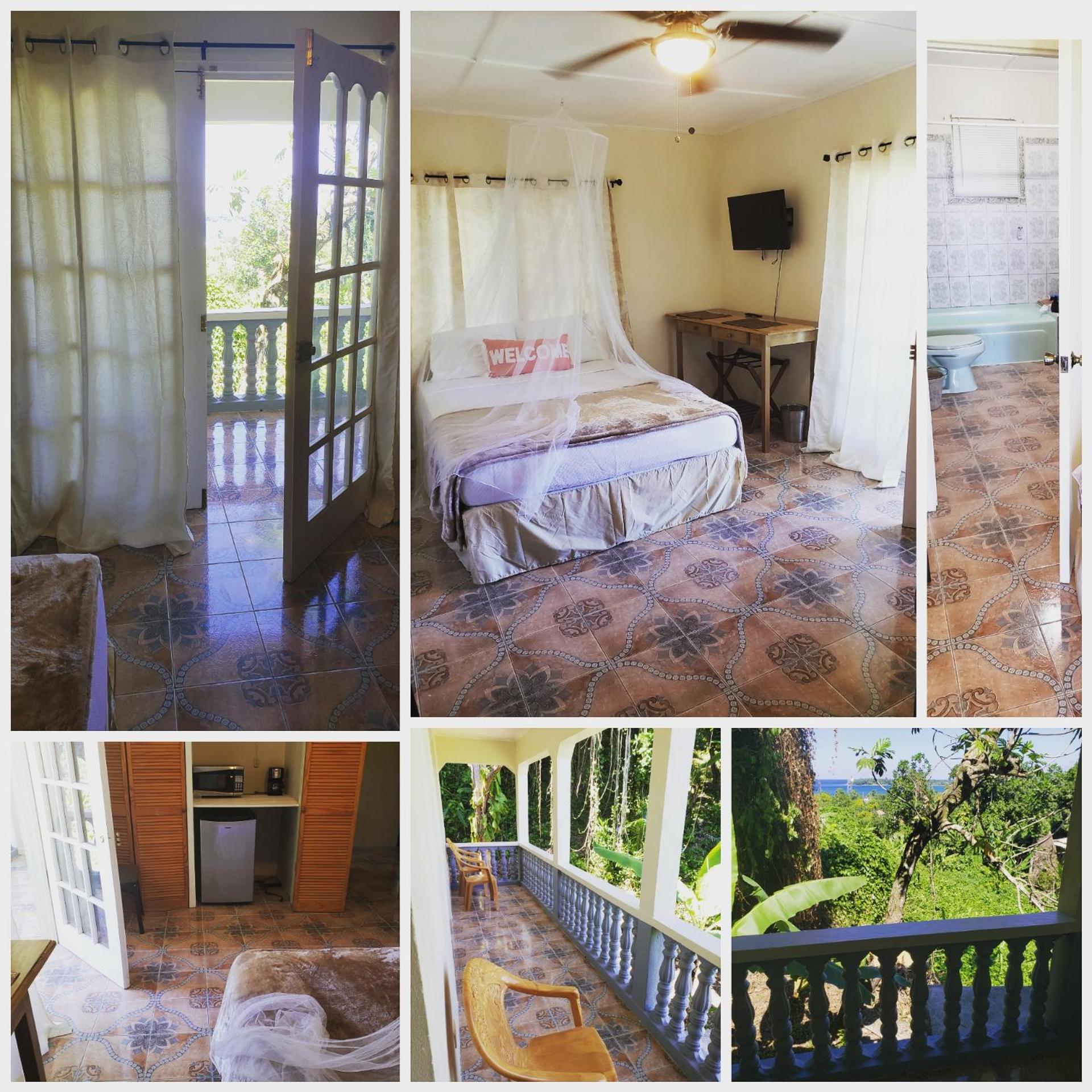 Queen Room with Balcony photo 3