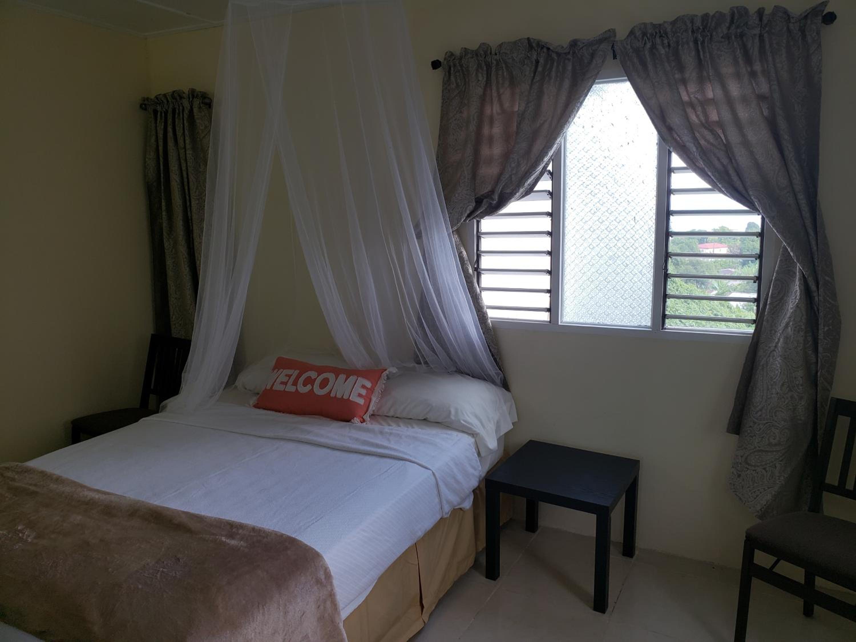 Chambre Lit Queen-Size - Vue sur Mer