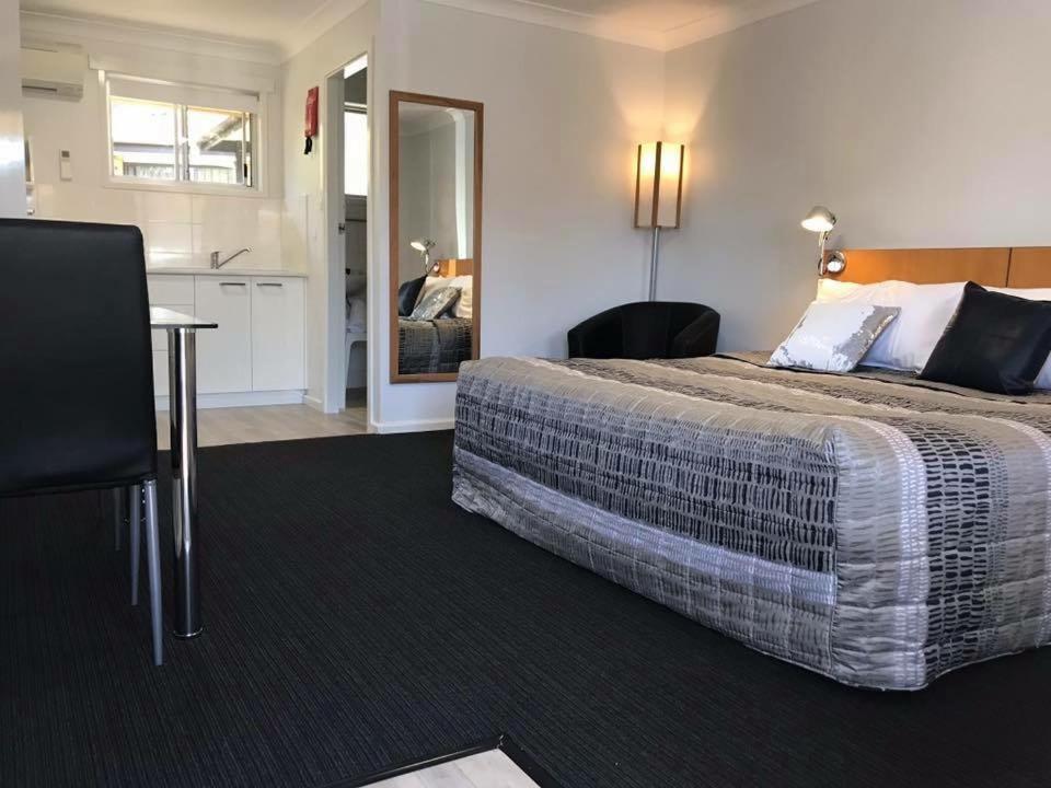 Superior King Room with Kitchenette photo 1