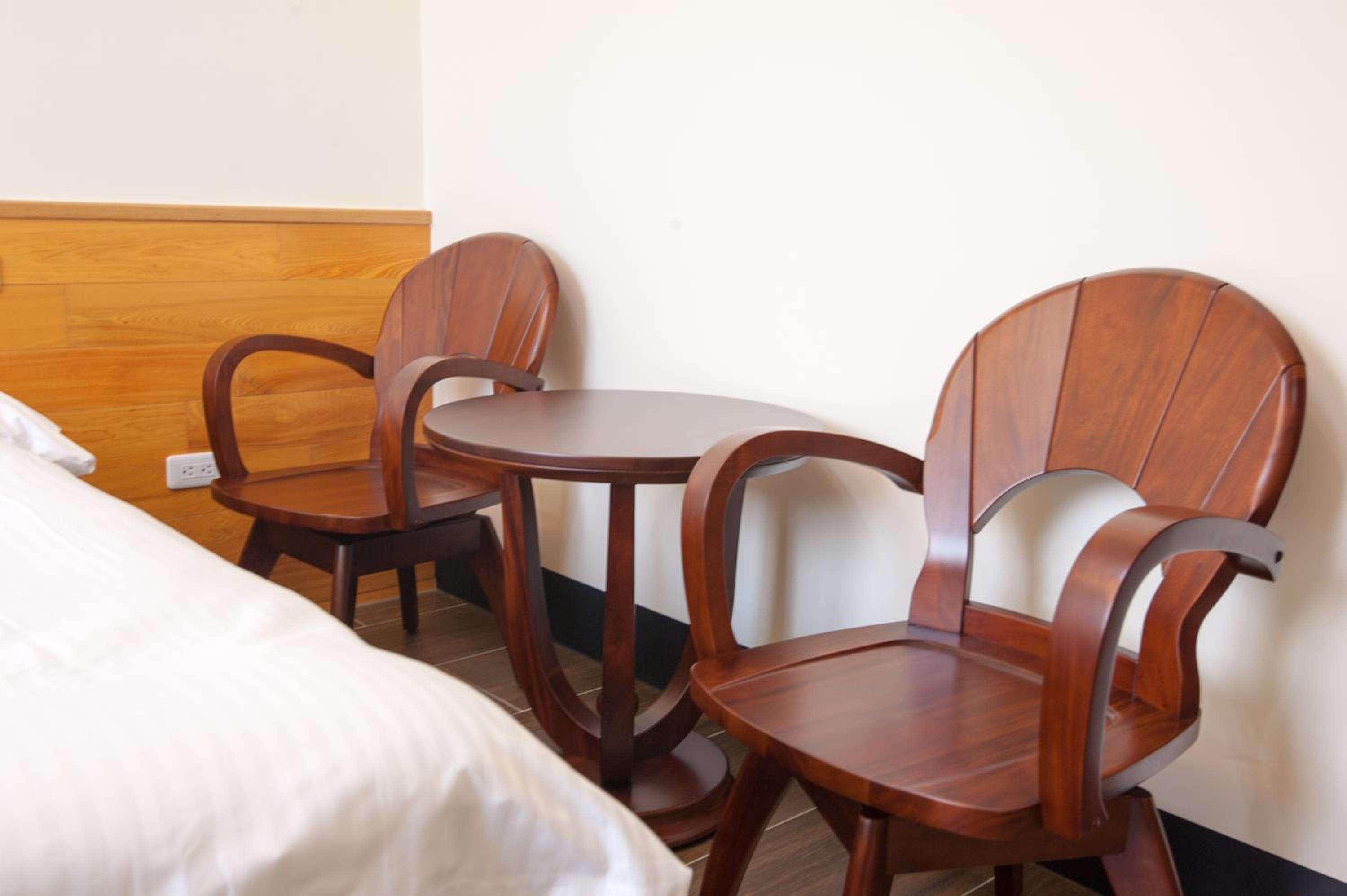 Standard King Room photo 1