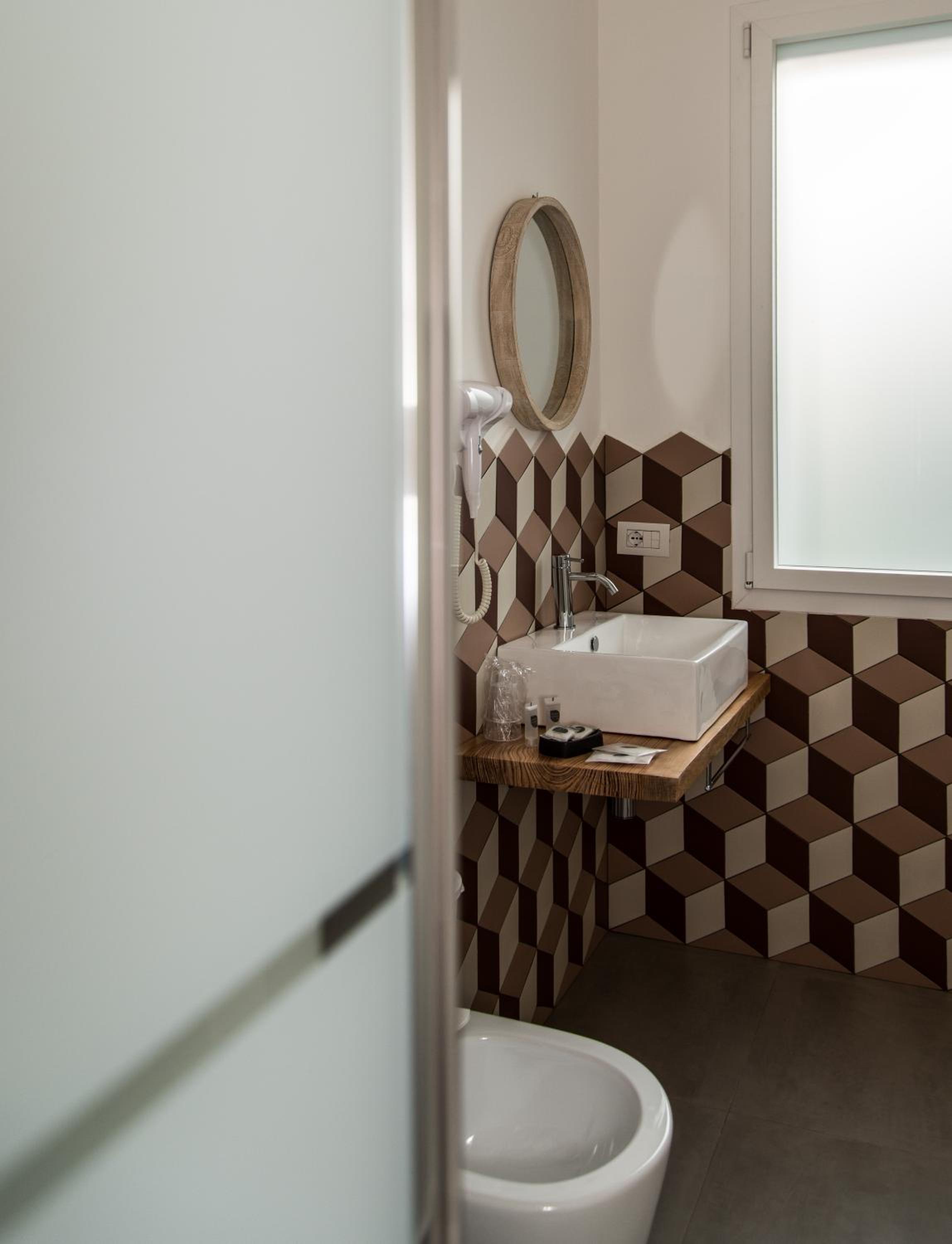Standard Double or Twin Room with Balcony photo 3