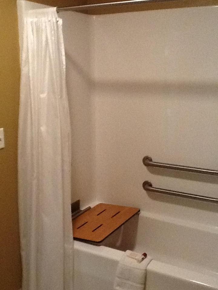 King Room - Non-Smoking - Photo 4