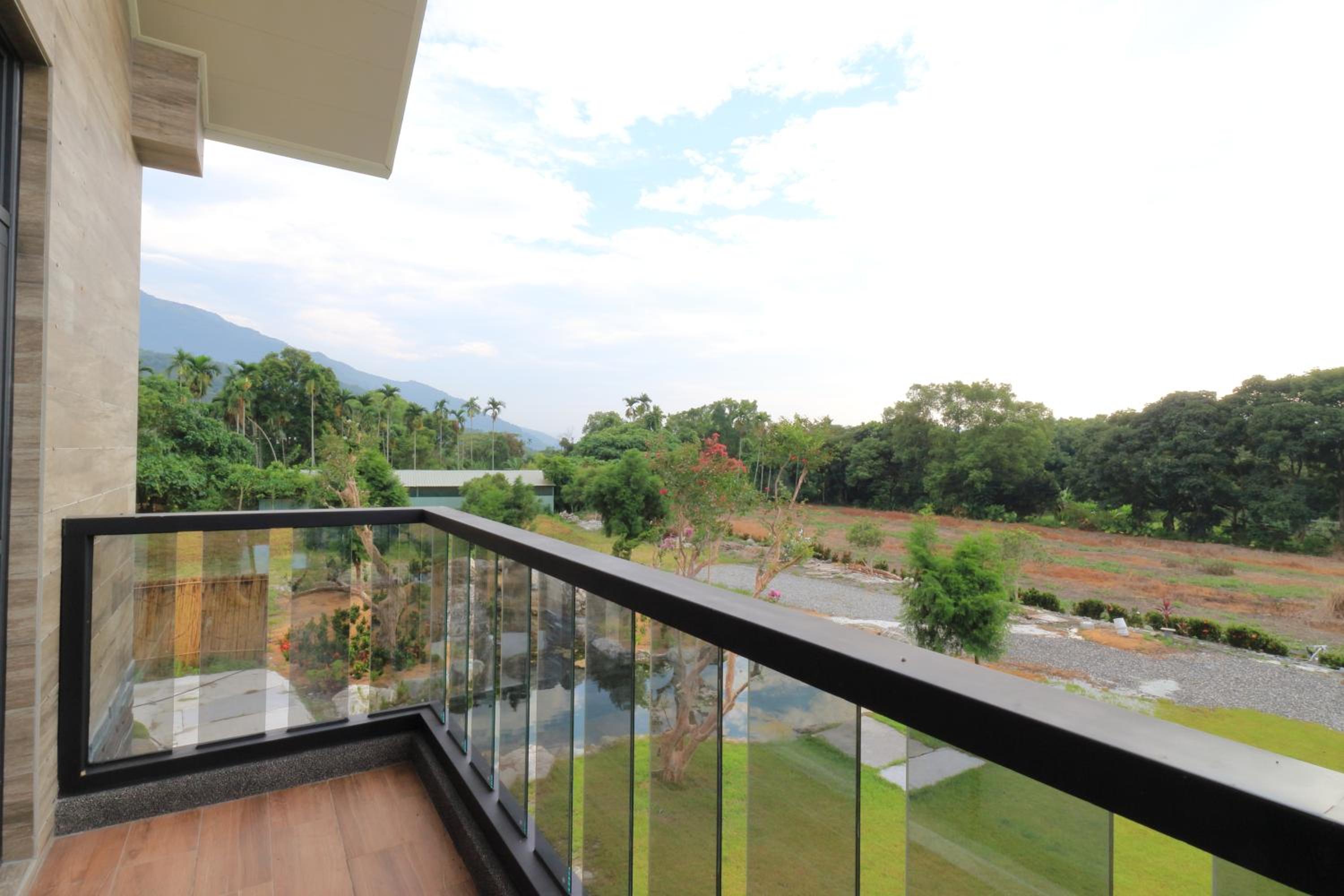 Quadruple Room with Balcony photo 3