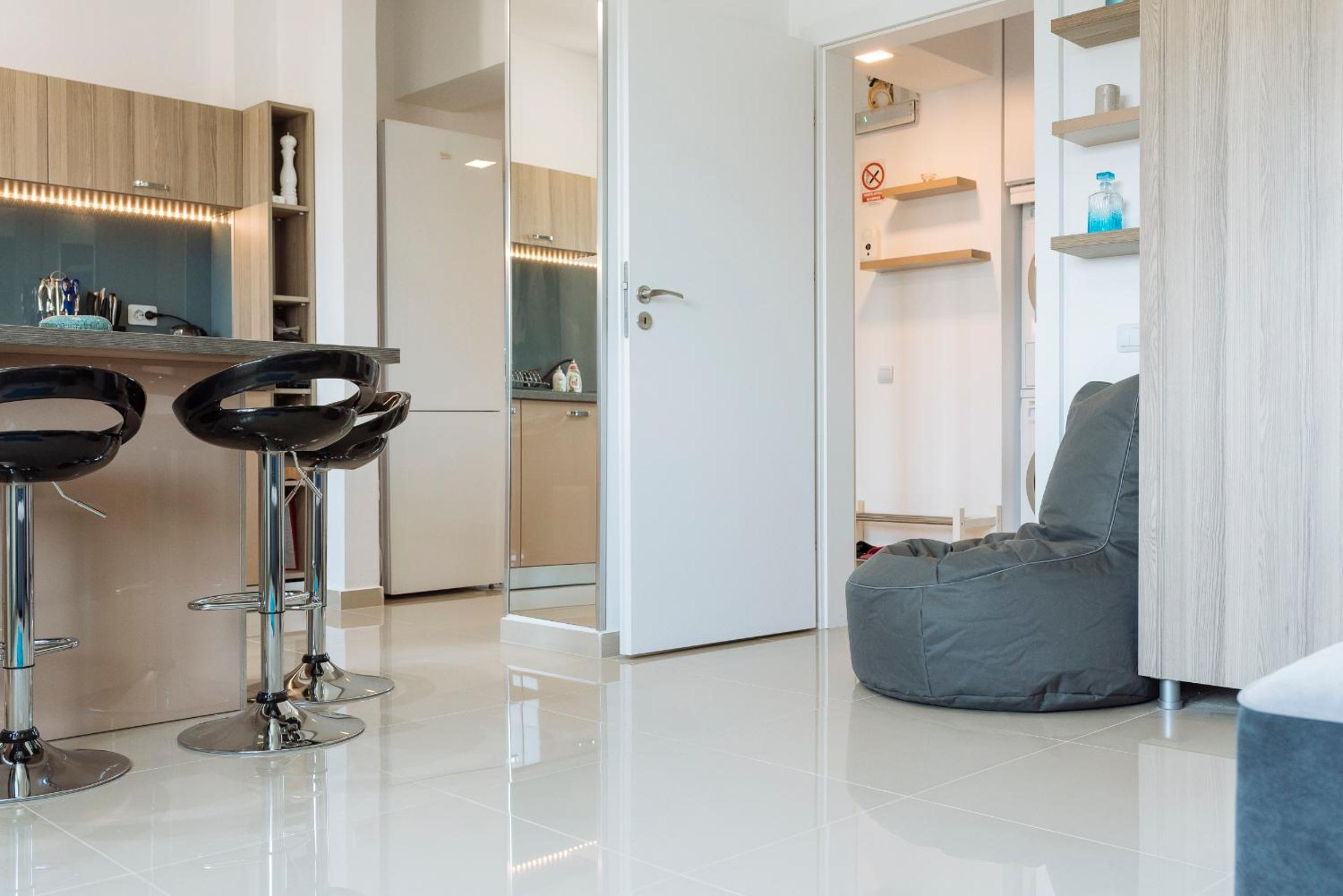 Apartment - Photo 37