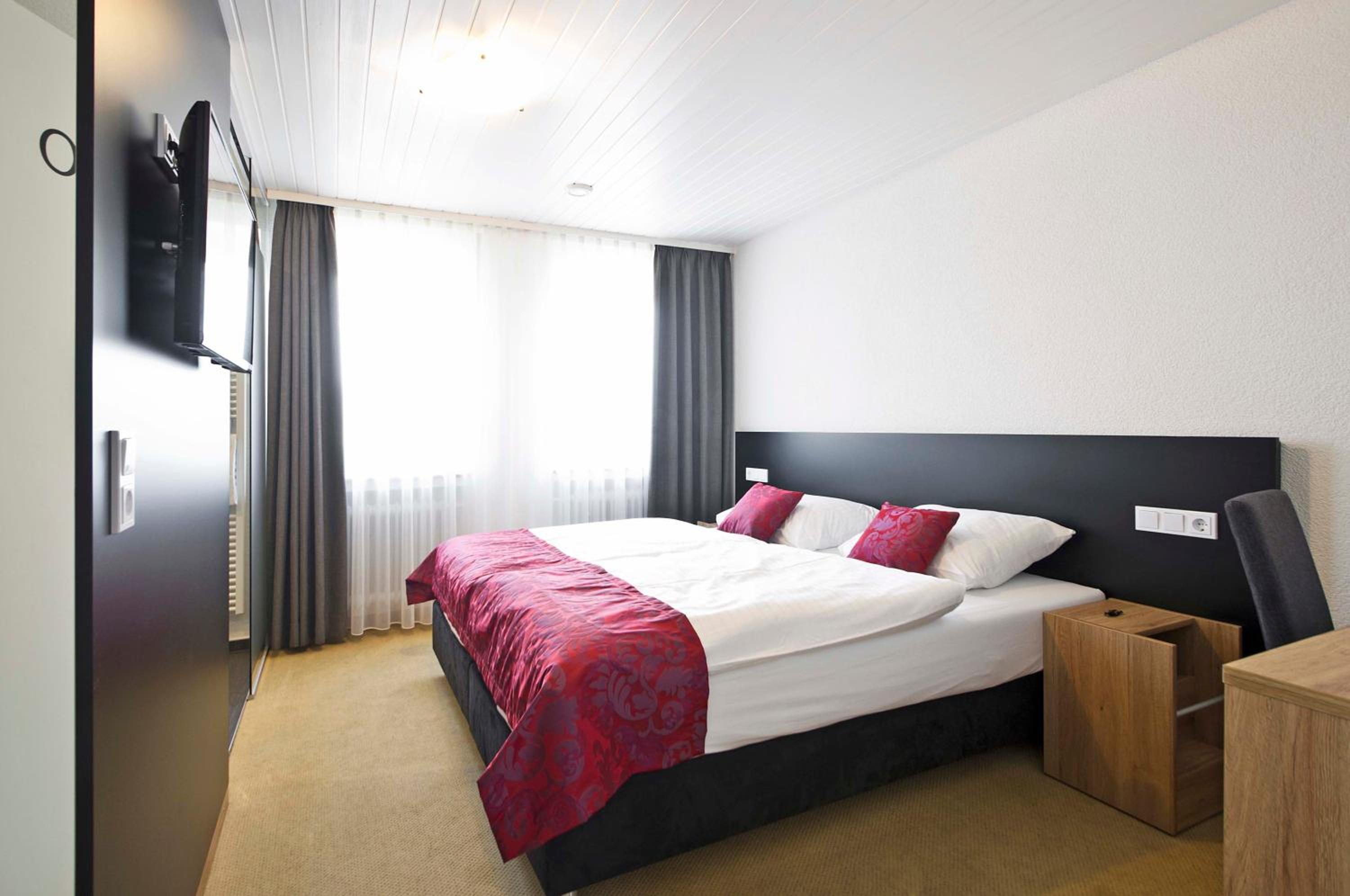 Double Room - Photo 4