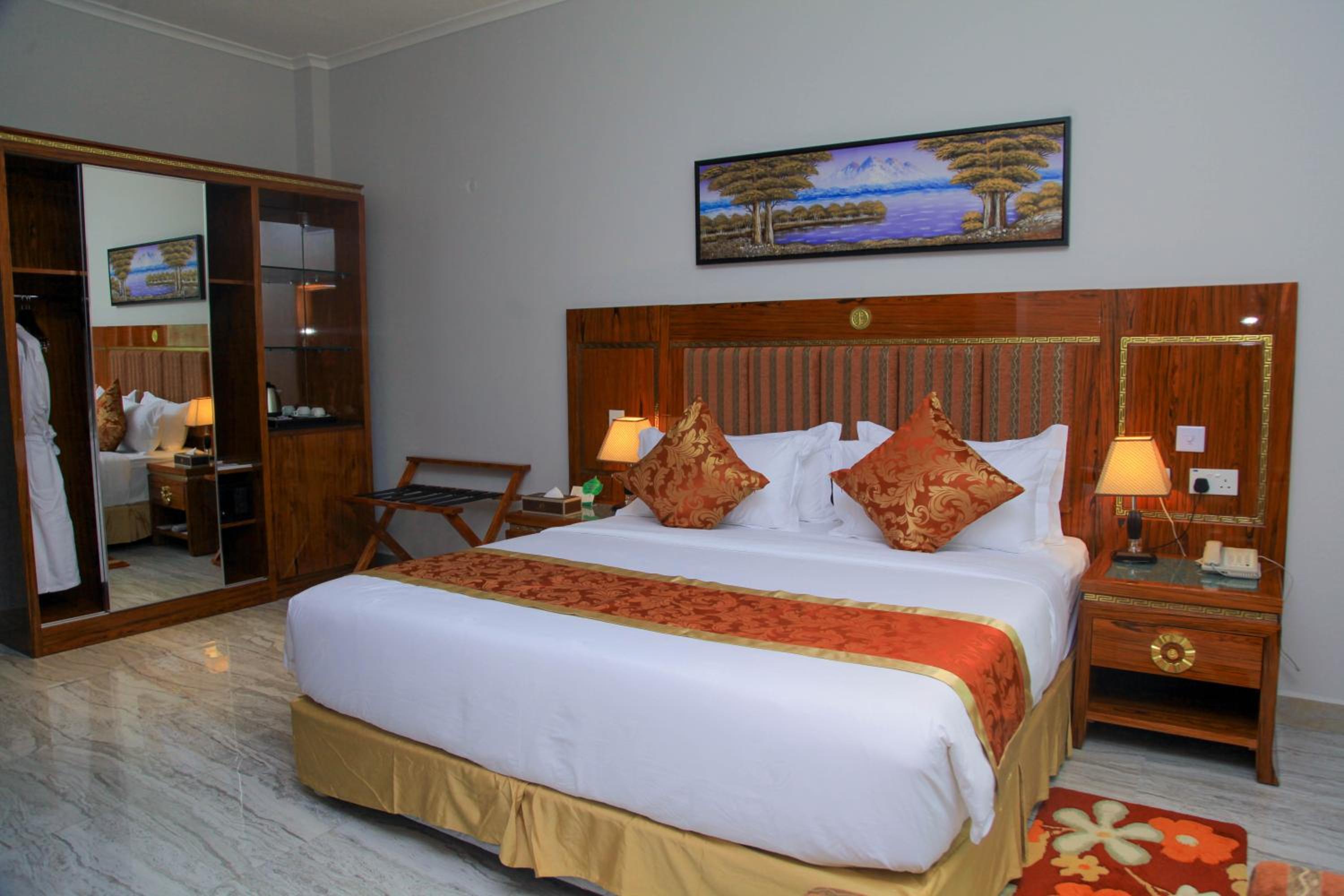 Standard king room