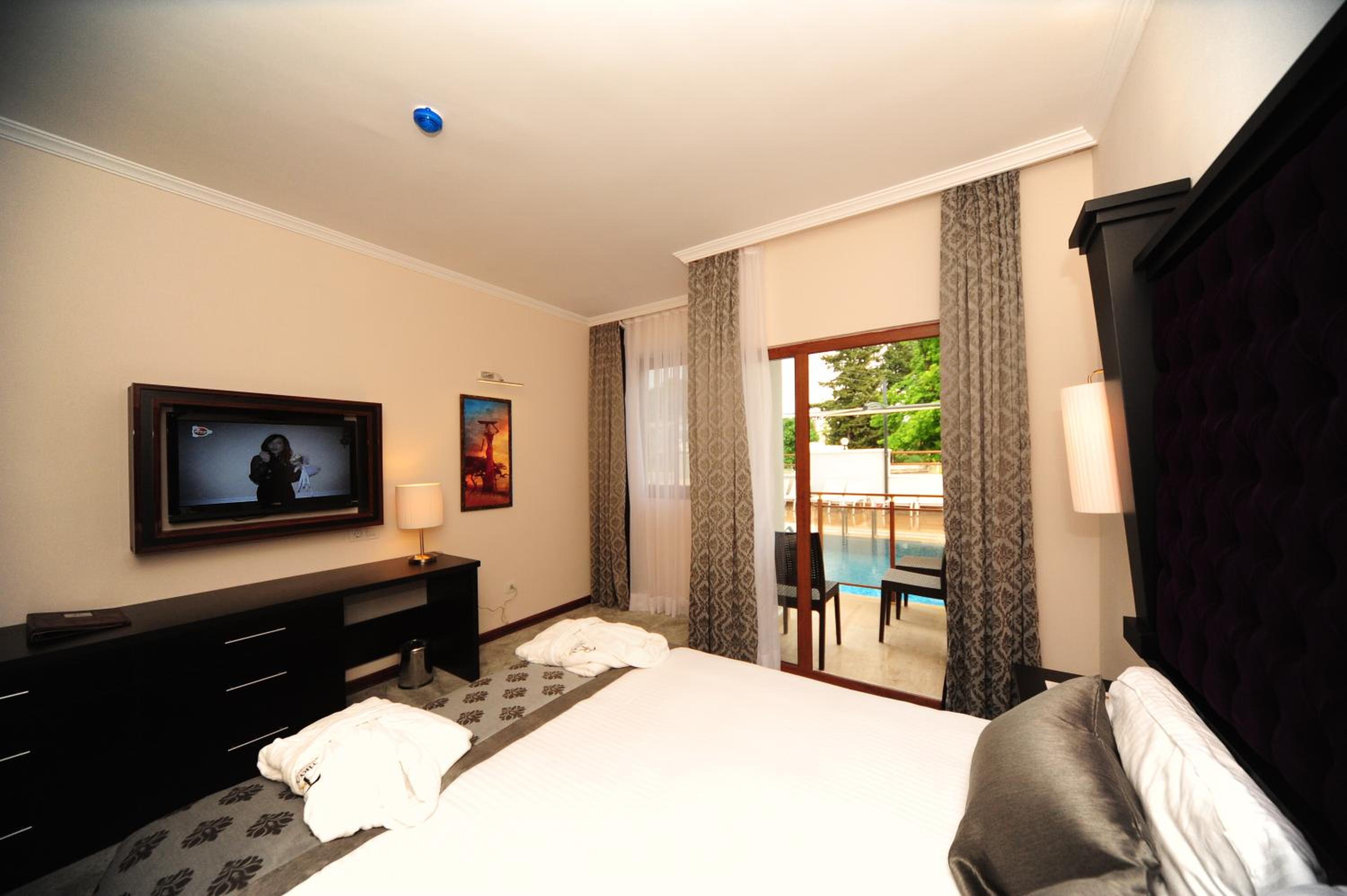 Chambre Double Deluxe avec Accès Piscine