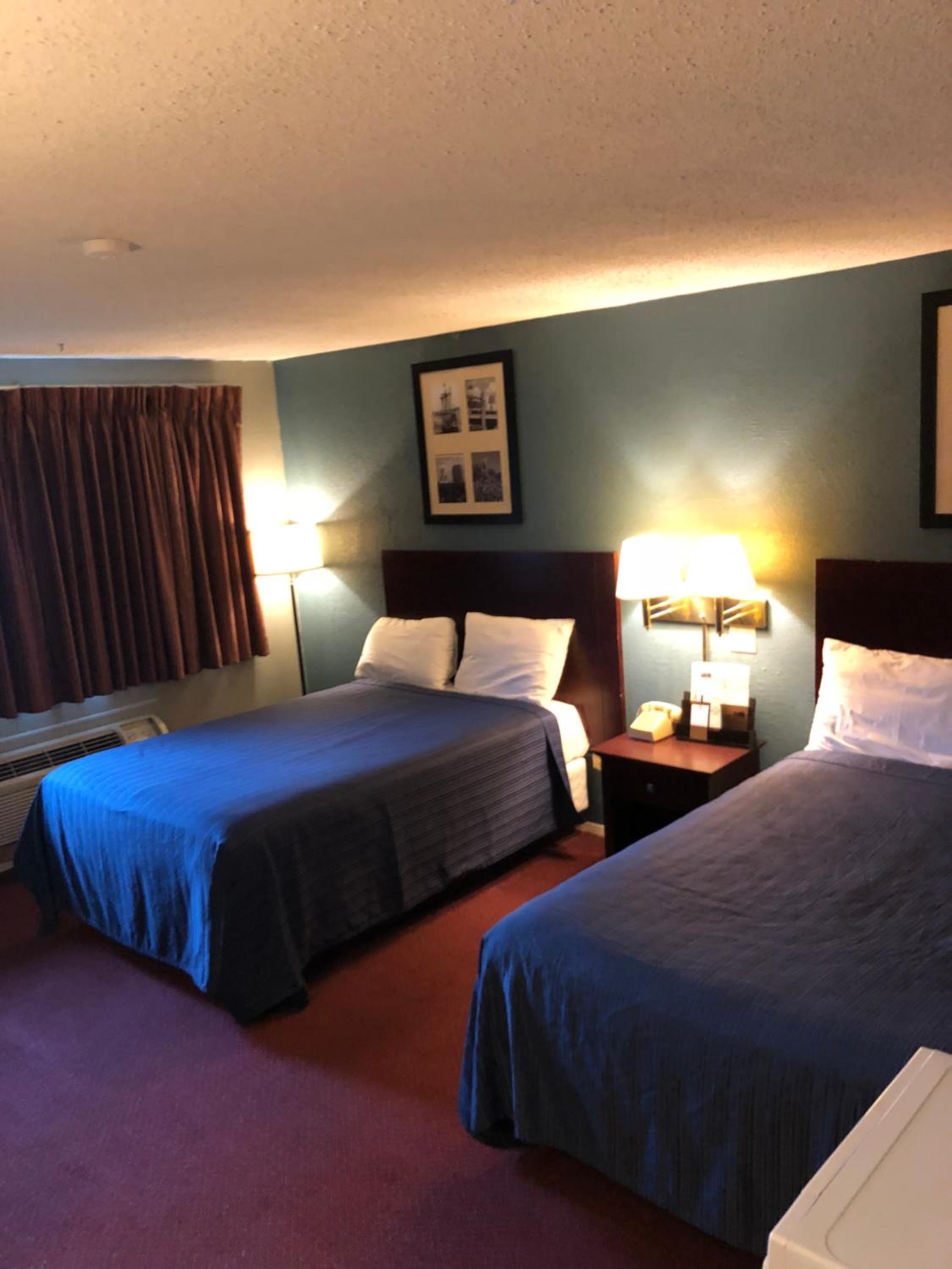 Double Room with Two Double Beds - Photo 4