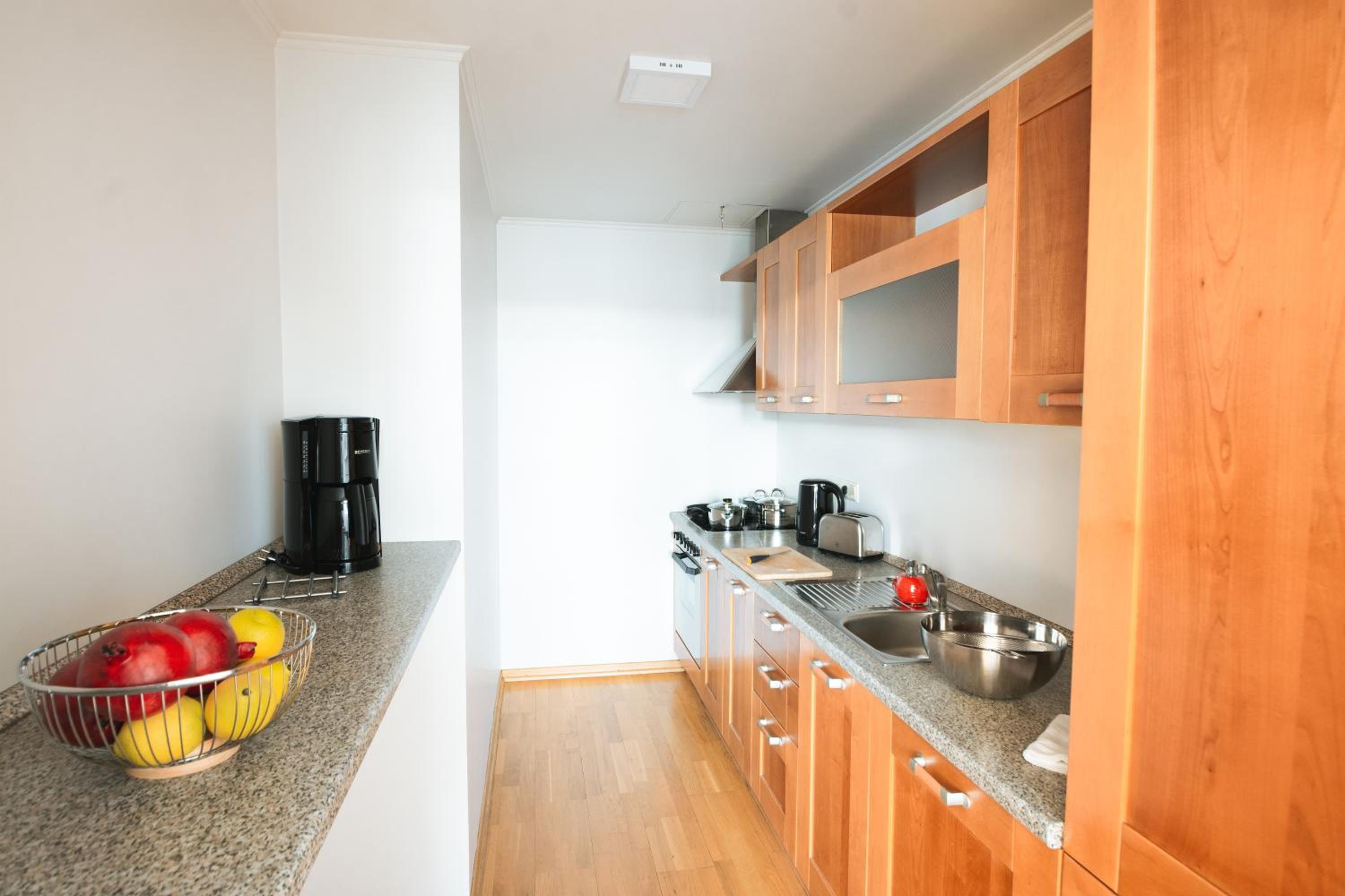 Two-Bedroom Apartment with Sauna - Raekoja Plats 8
