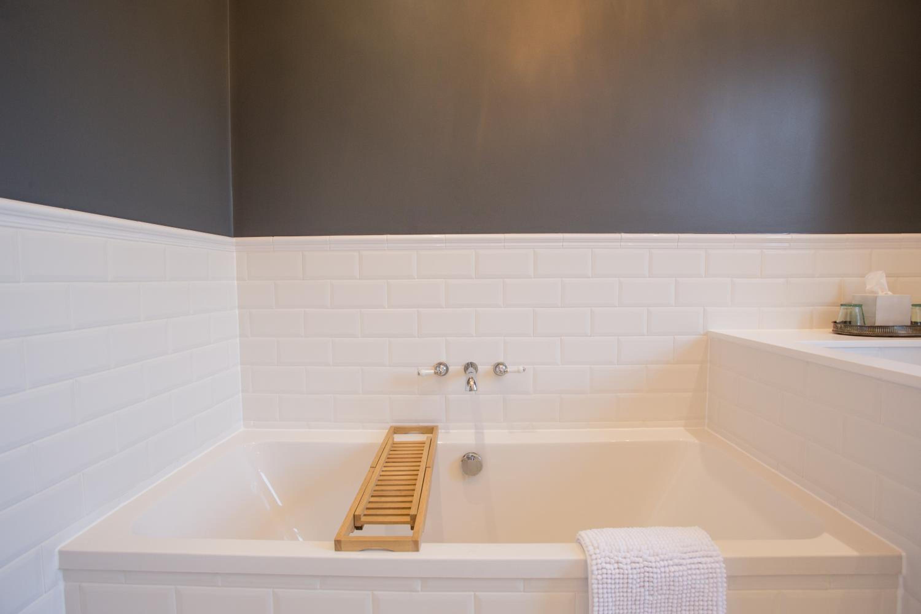 Suite with Garden View - Photo 2
