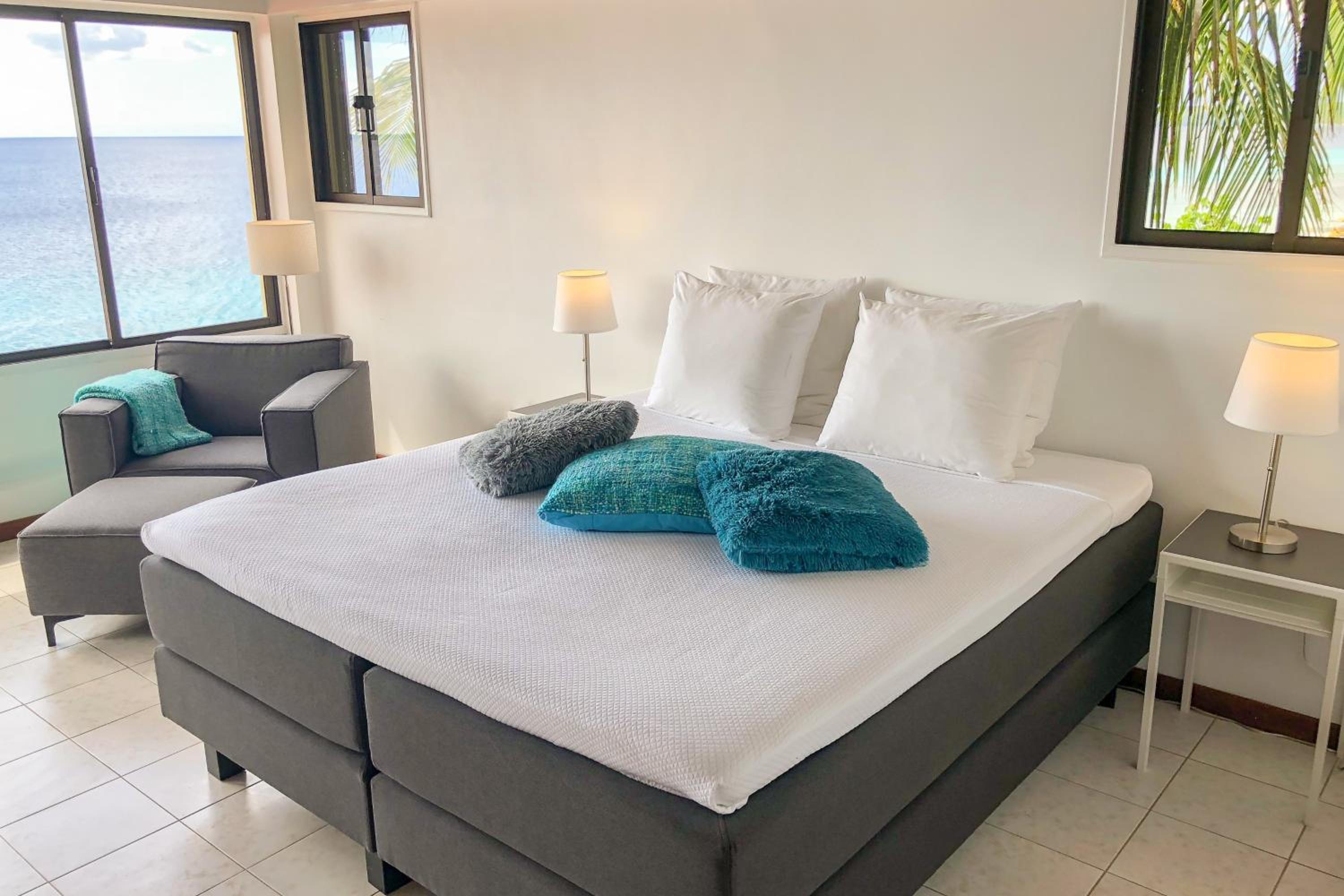 King Suite with Ocean View photo 1